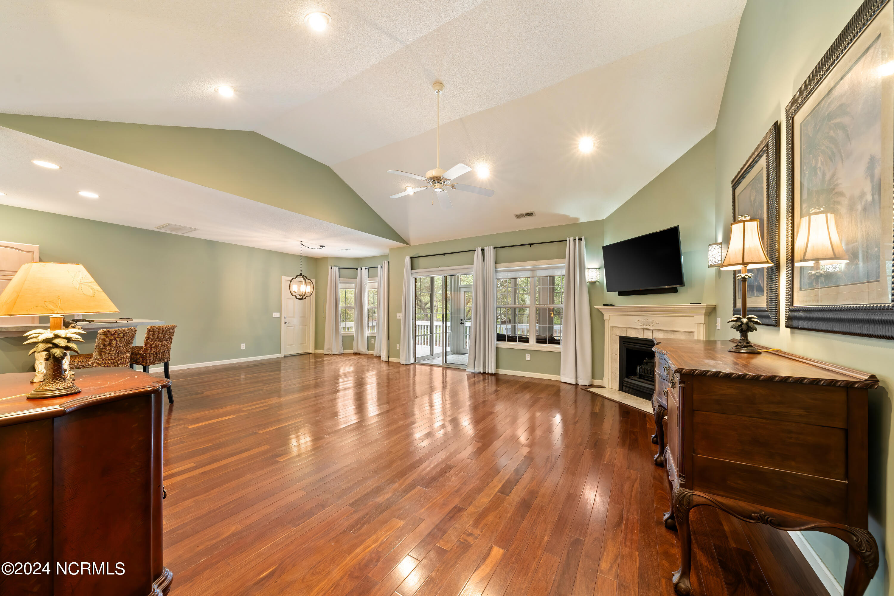 4144 Amblestone Way SE, Southport, NC 28461 – photo 13: 4144AmblestoneWay-19