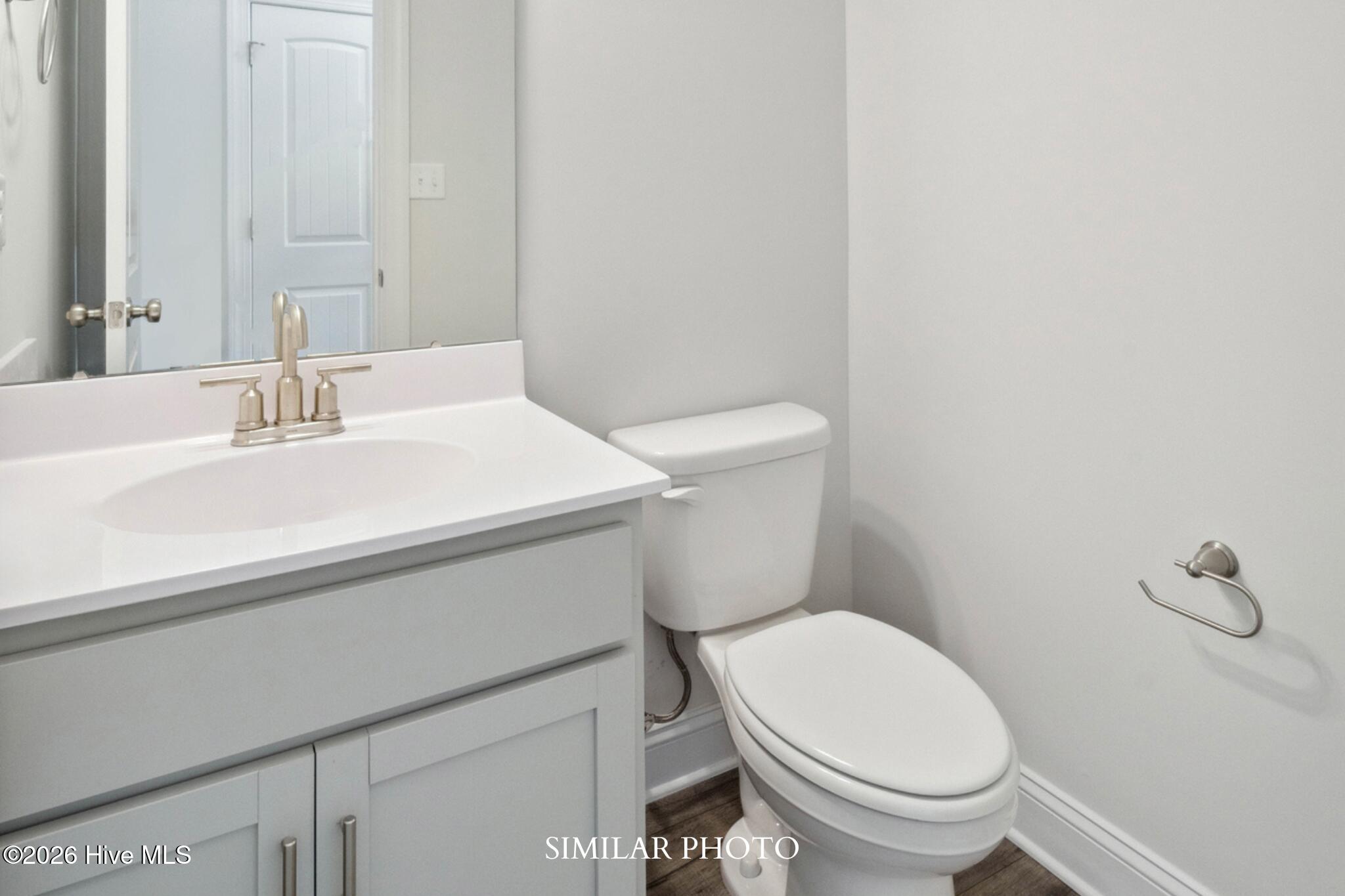 100561263 | Photo 15