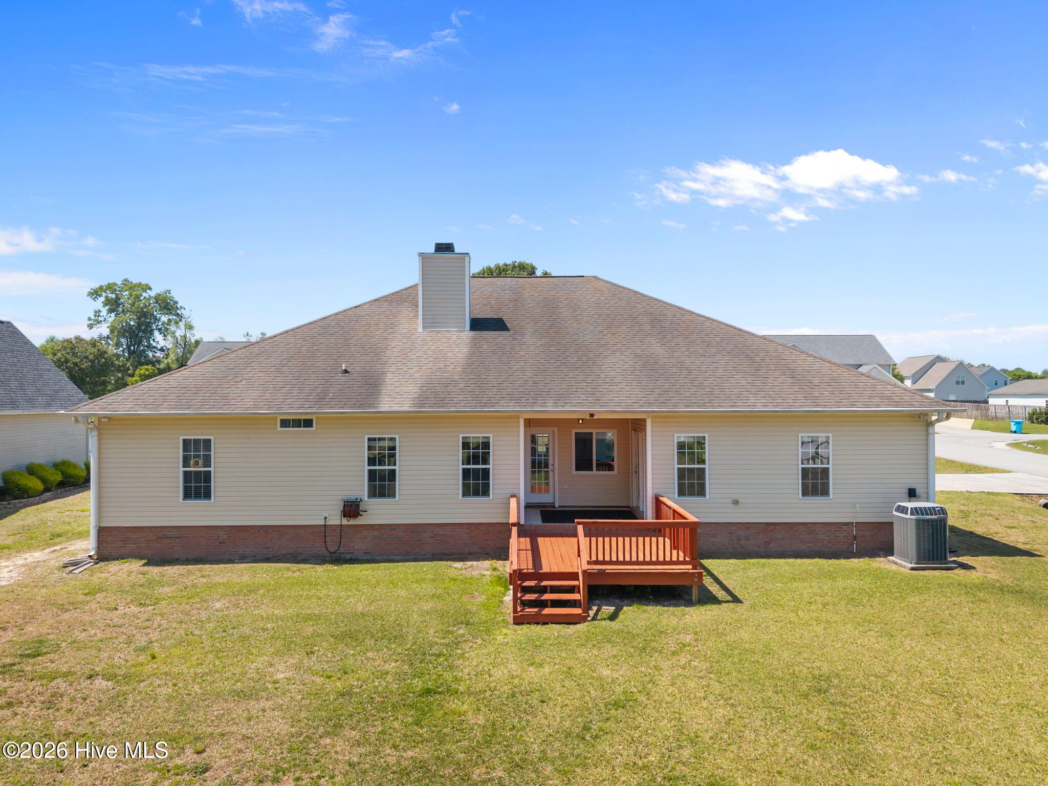 100567652 | Photo 40