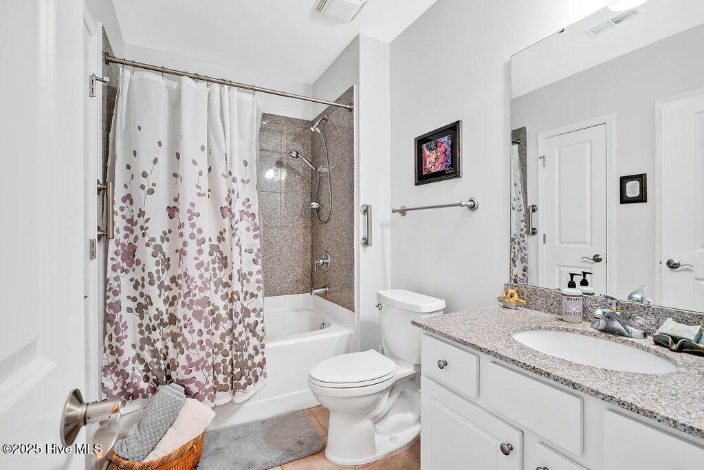 100497917 | Photo 28