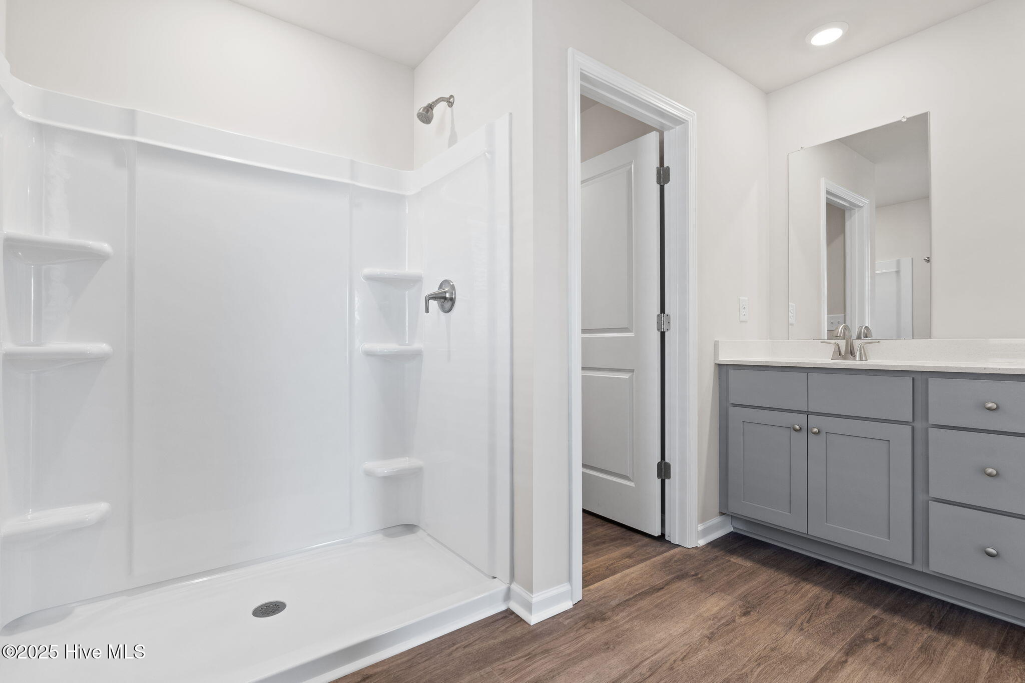 100546731 | Photo 20