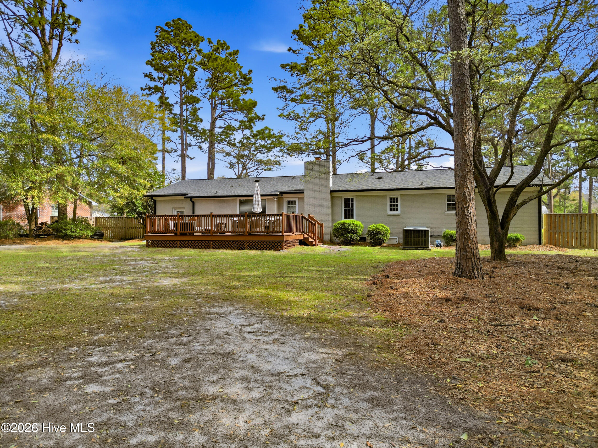 100561362 | Photo 44