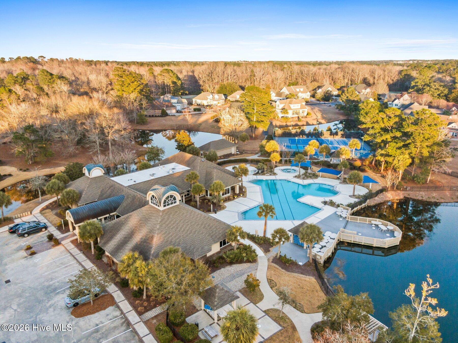 100555676 | Photo 67