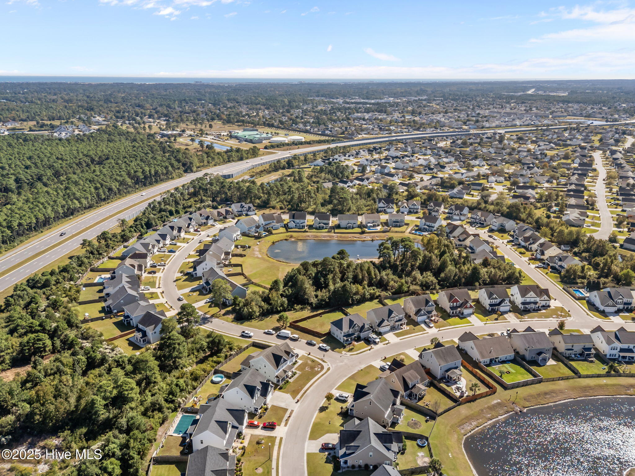 100537762 | Photo 46