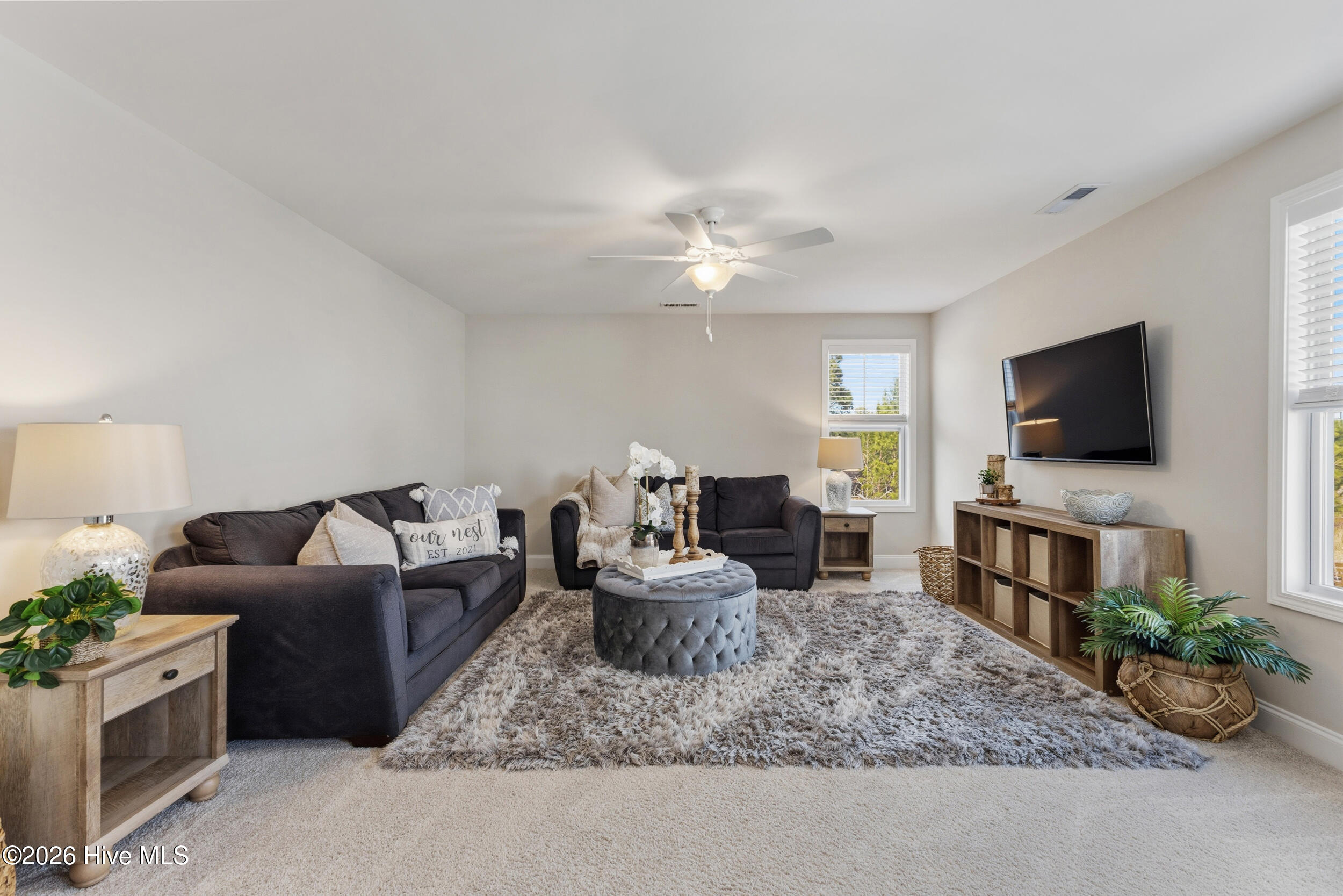 100558195 | Photo 26