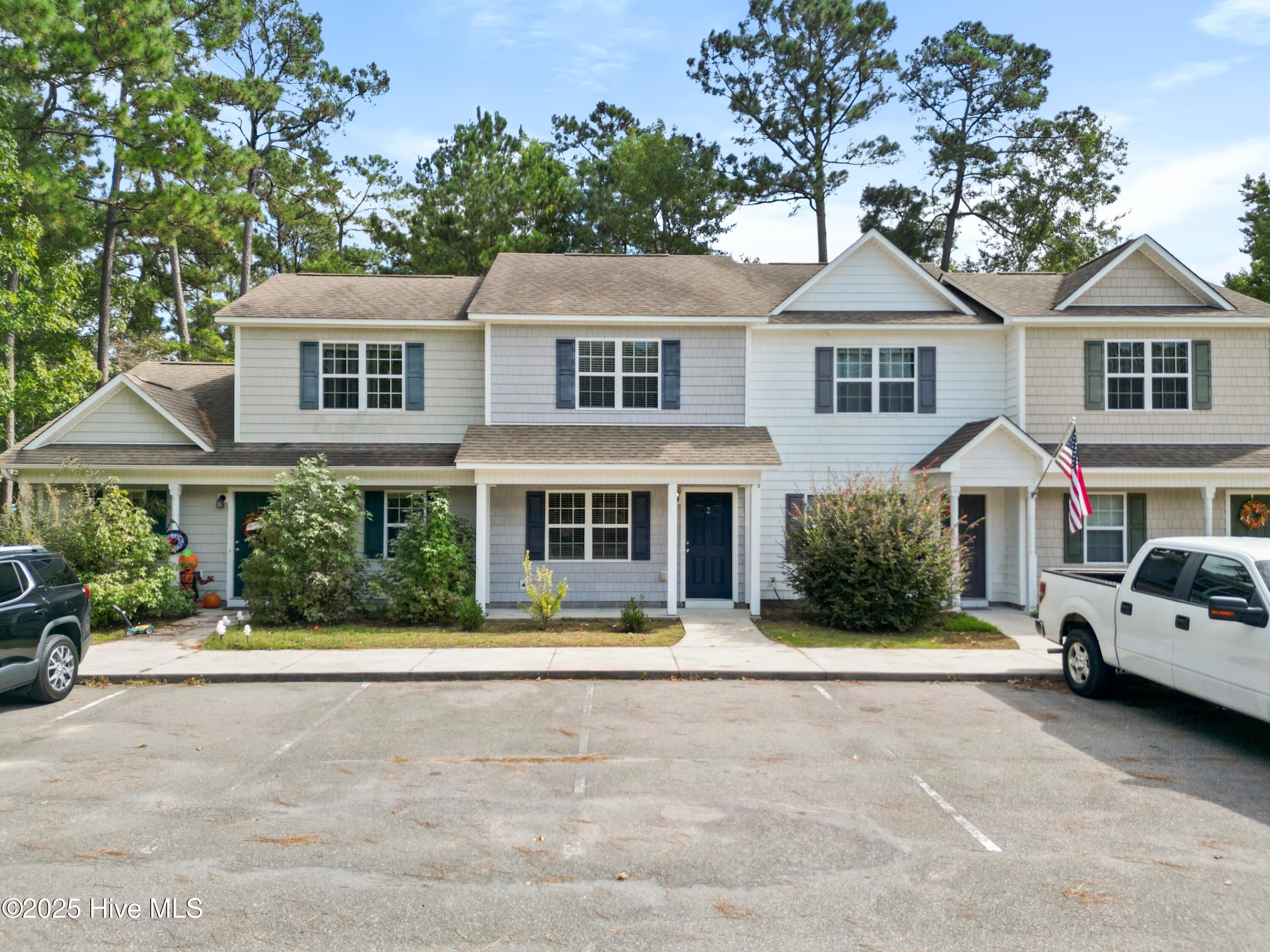 100536267 | Photo 38