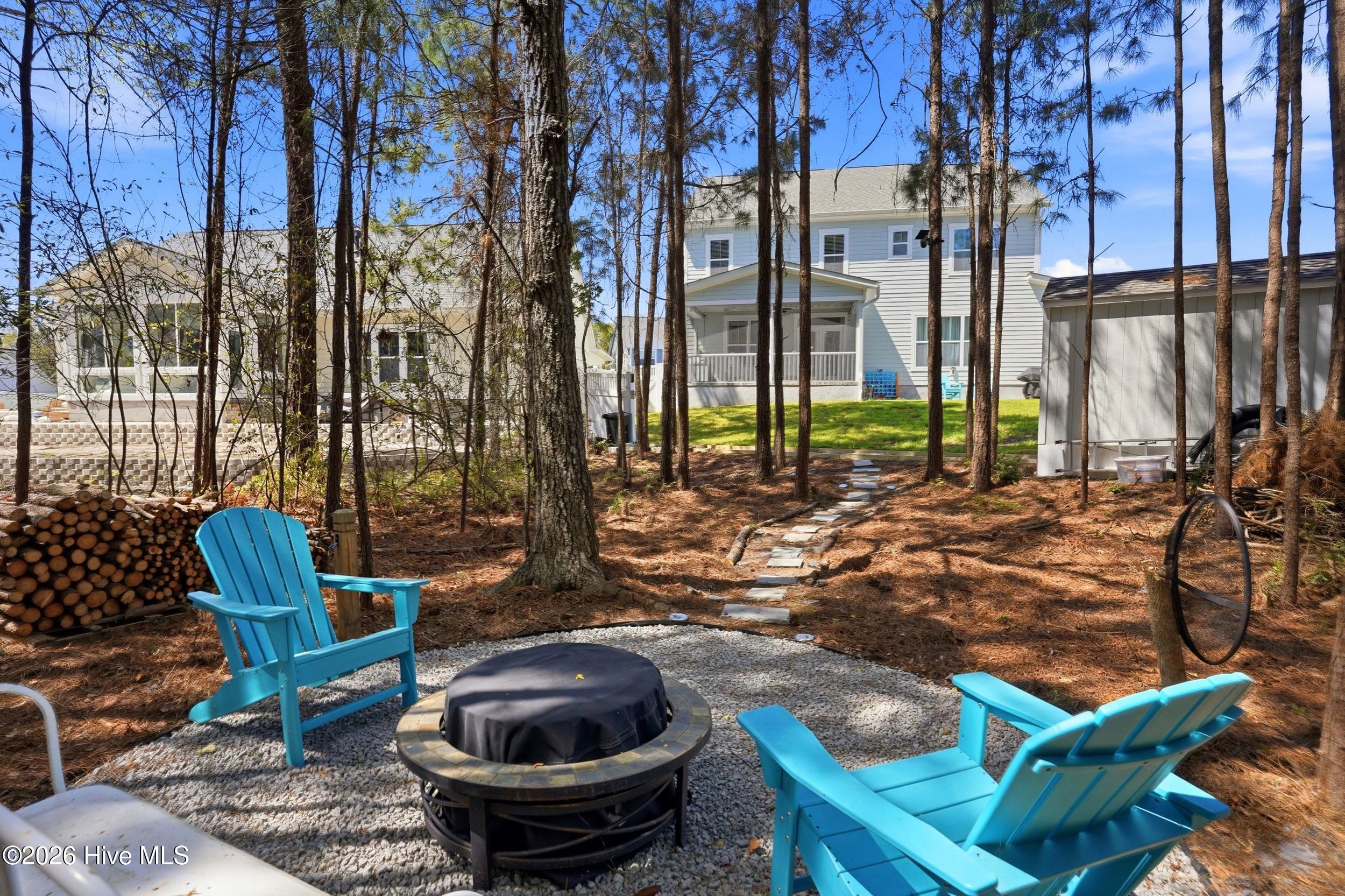 100565471 | Photo 56