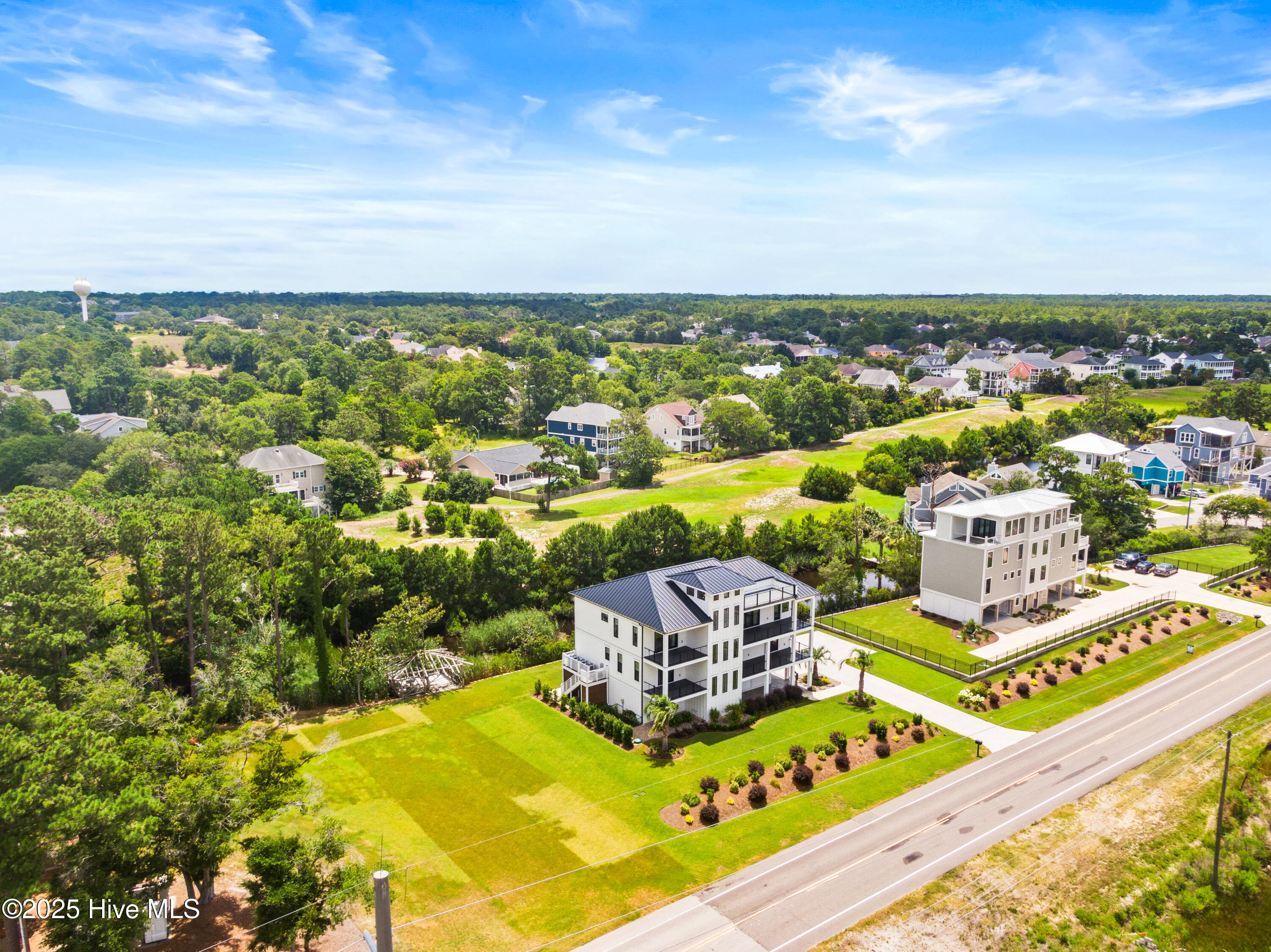 100534624 | Photo 81