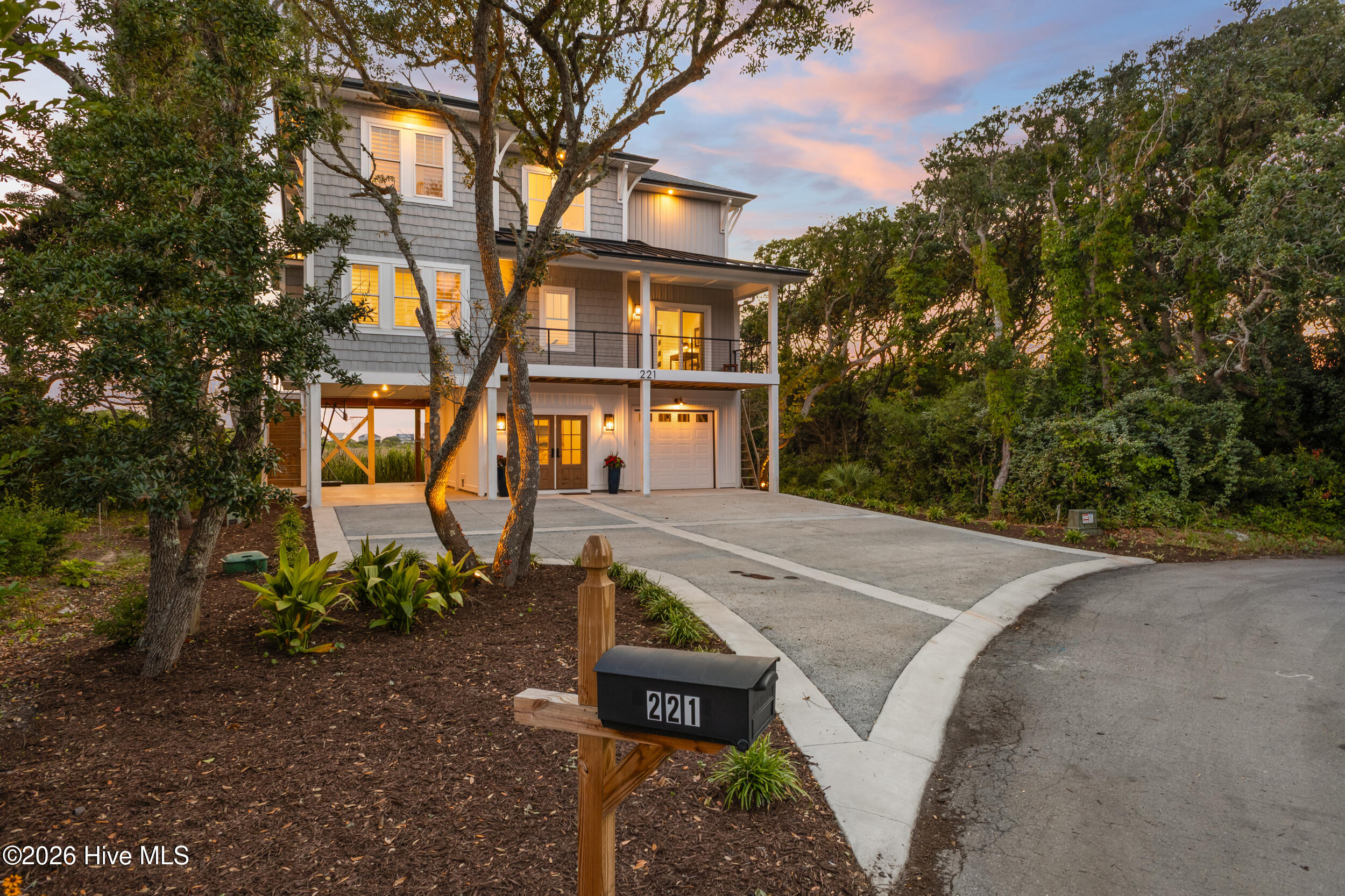 221 Porto Vista Drive,North Topsail Beach