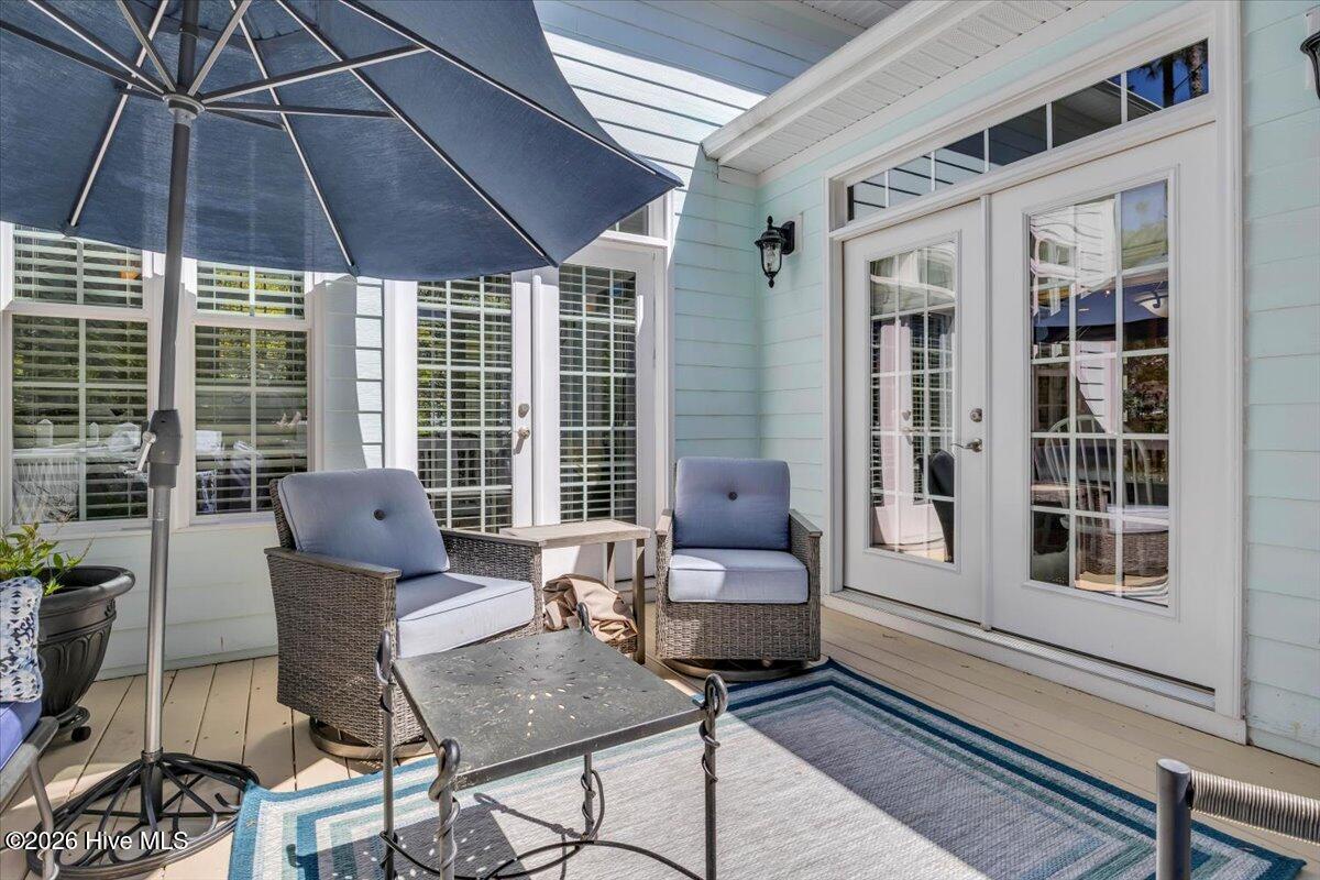 100565920 | Photo 50