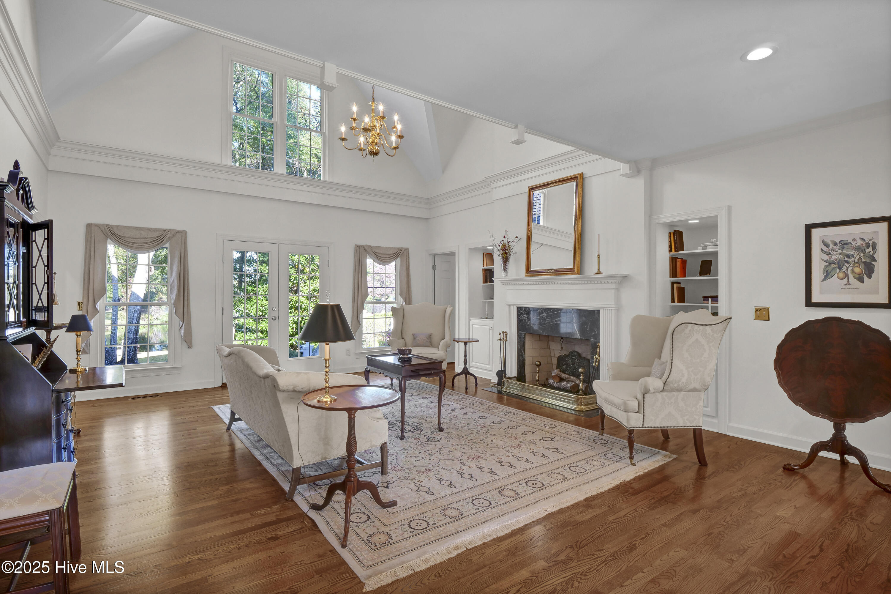 100541341 | Photo 11