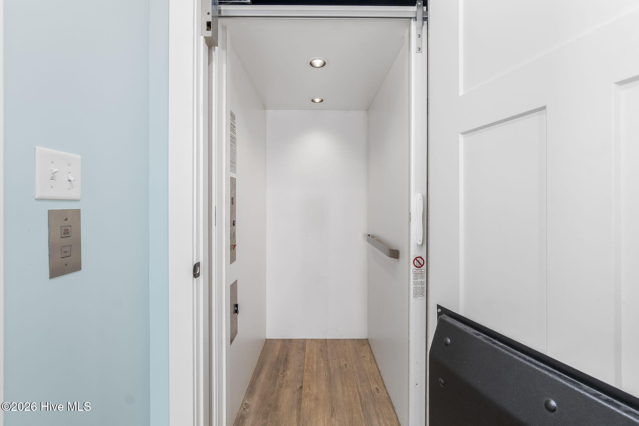 Elevator to all 3 floors