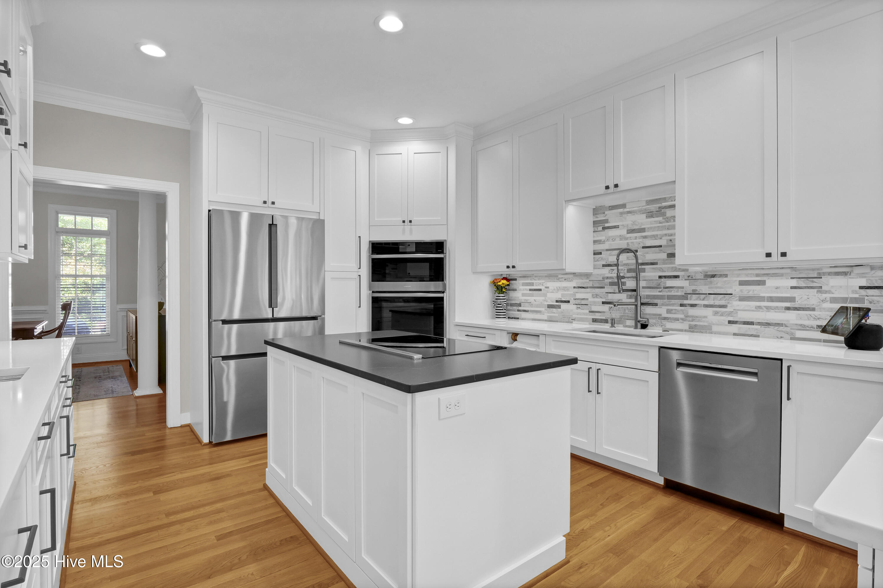 100539062 | Photo 15