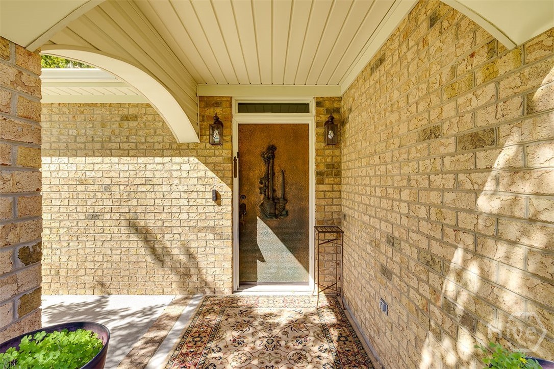 Photo 4 of Single family home for sale at 8613 Cresthill Ave, Savannah, GA 31406 | MLS# SA367221 | Listing updated on 2026-10-28