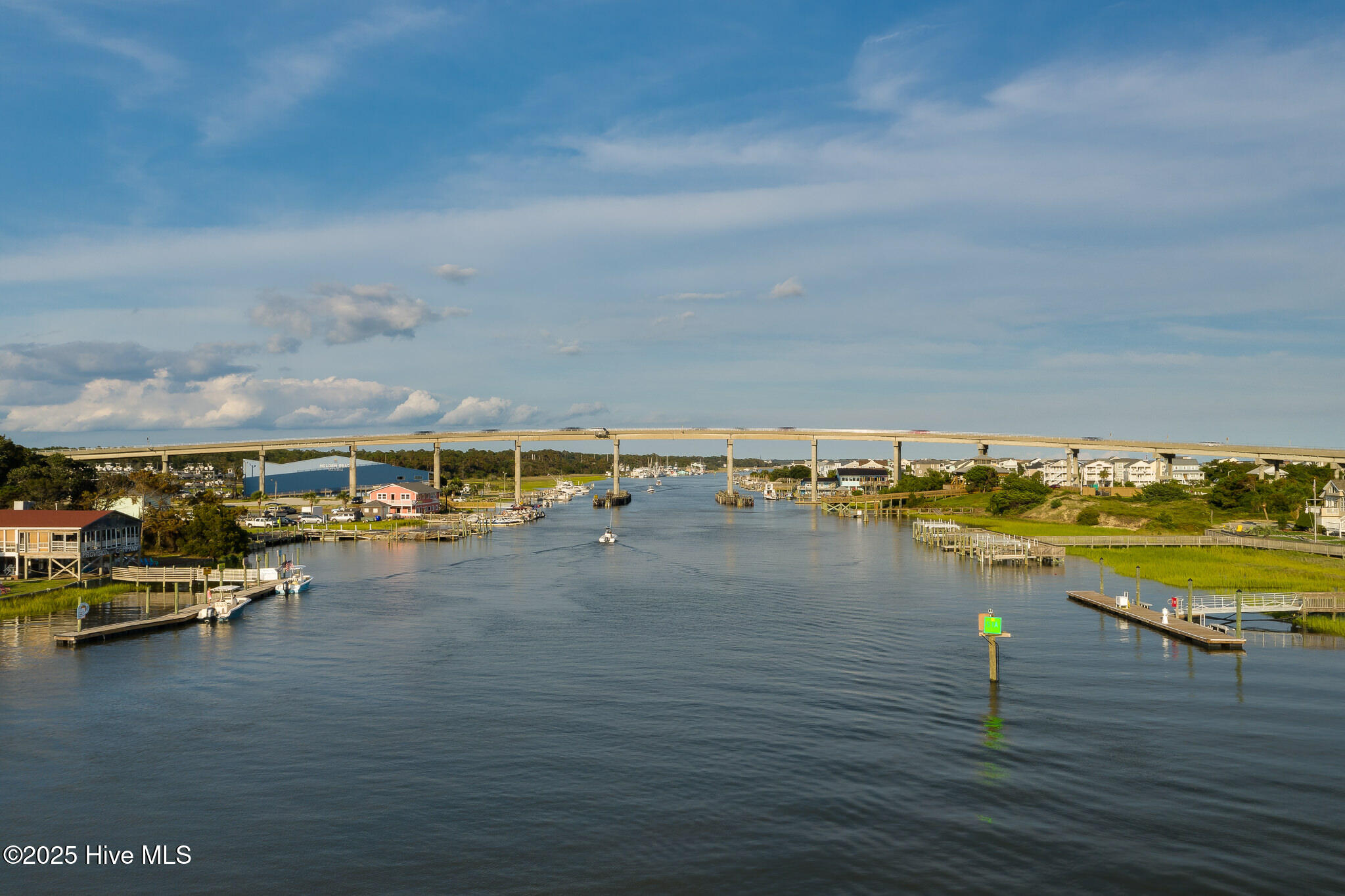 100521832 | Photo 56