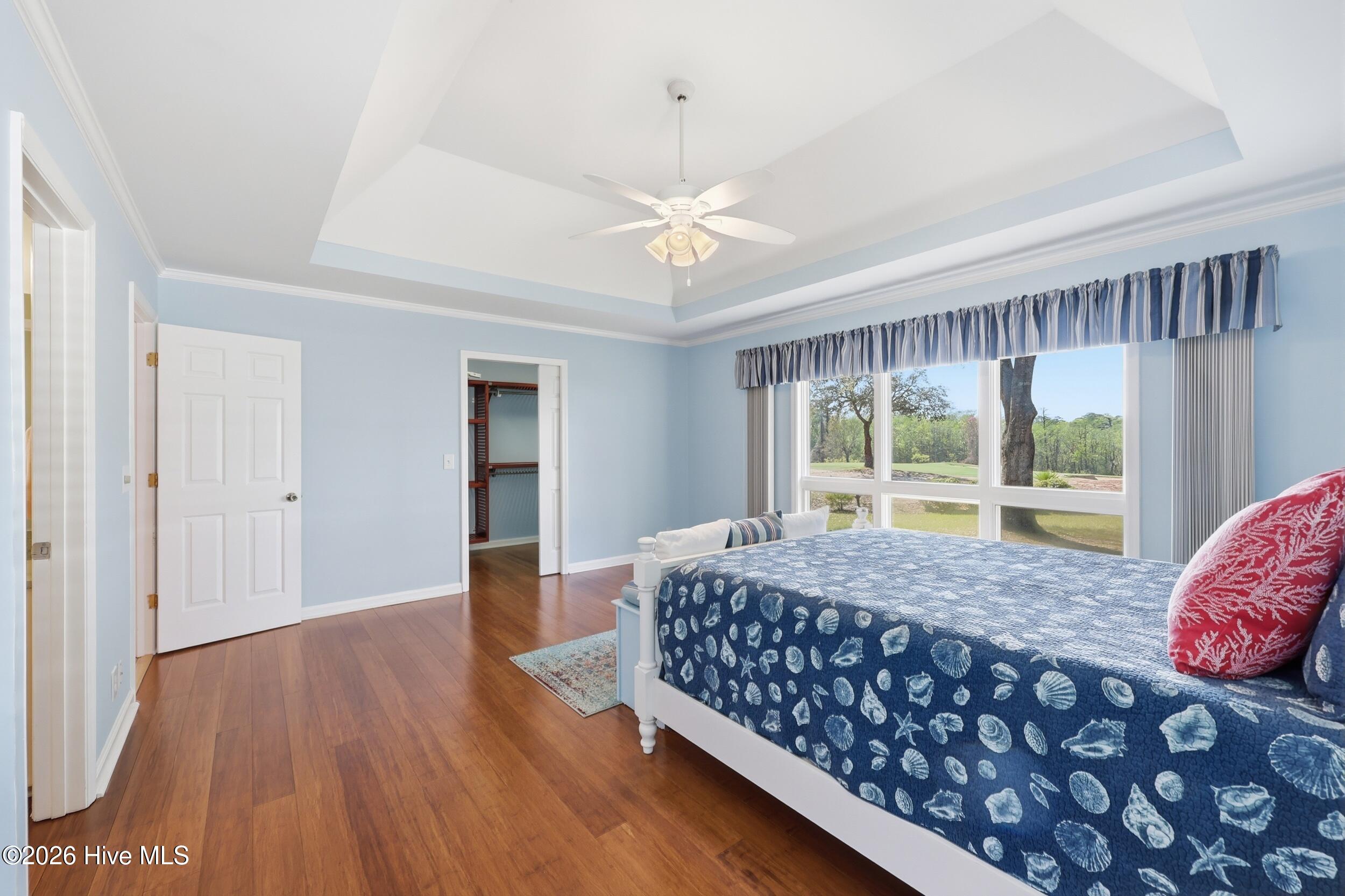 100566184 | Photo 19