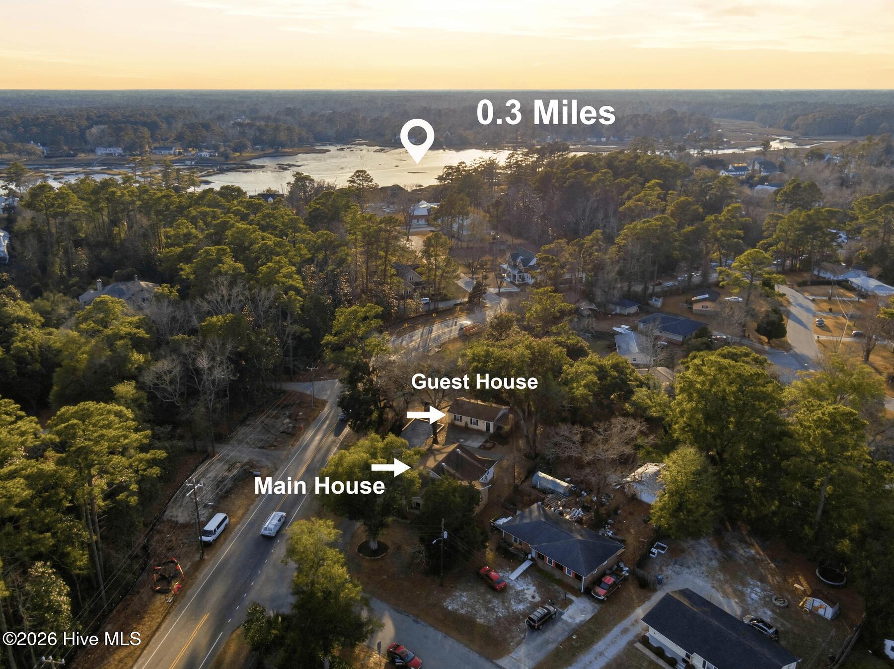 100550580 | Photo 41