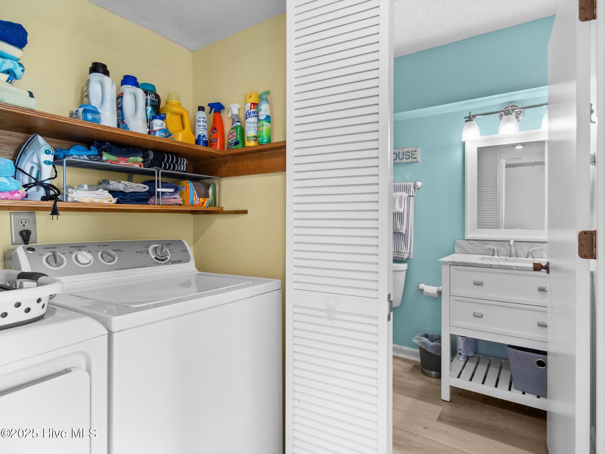 100517444 | Photo 28