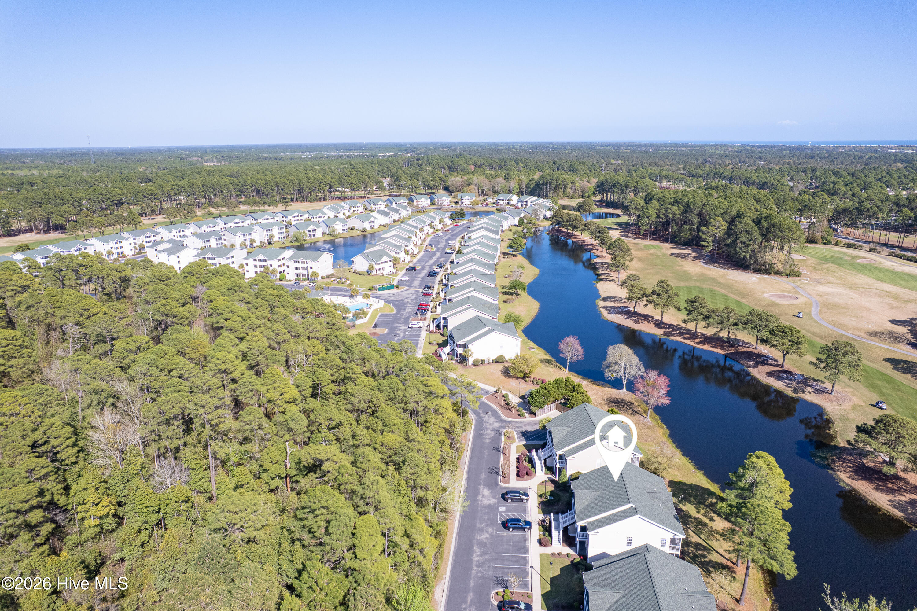 100564736 | Photo 35