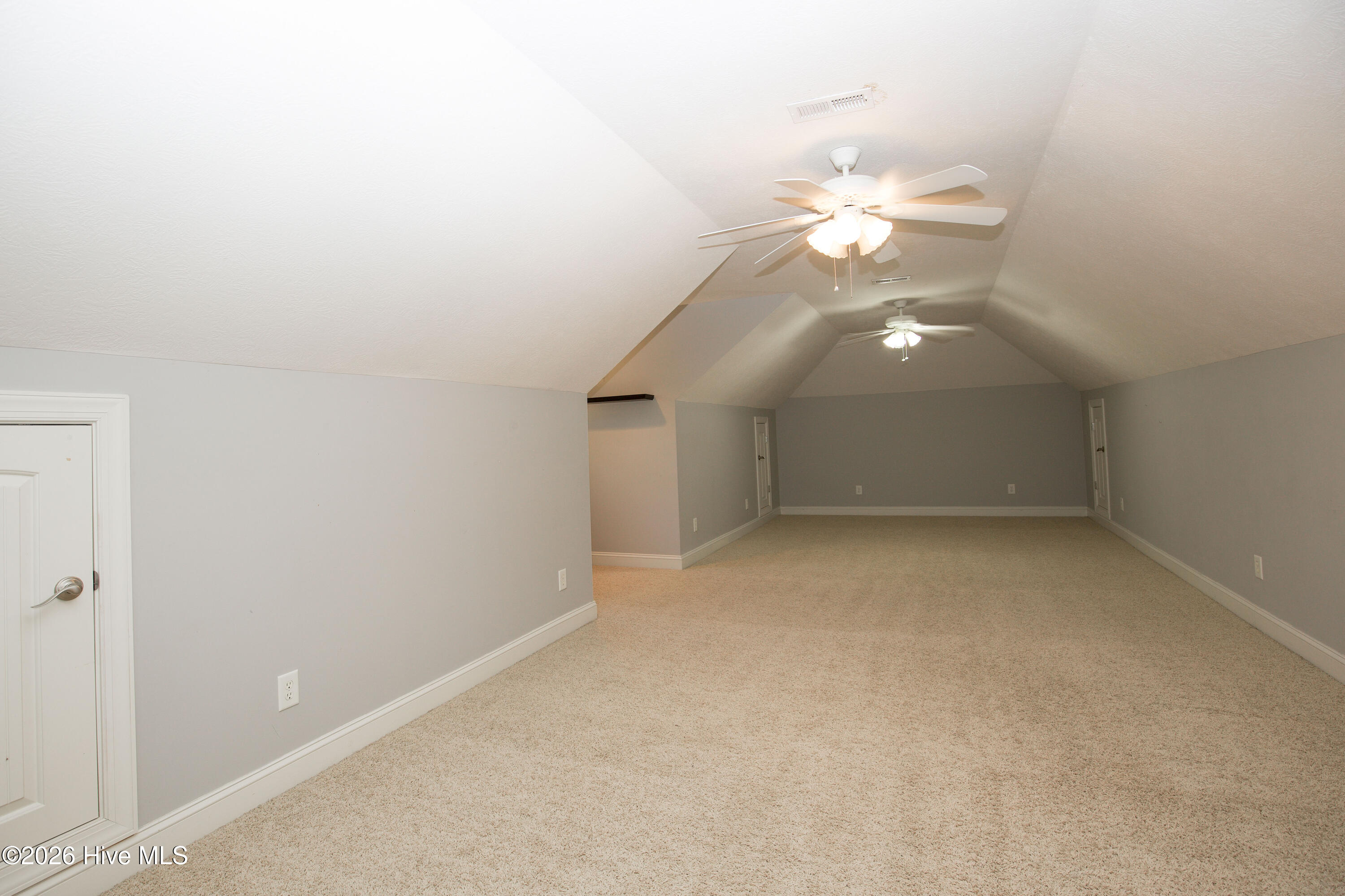 16 Montrose Ct-81