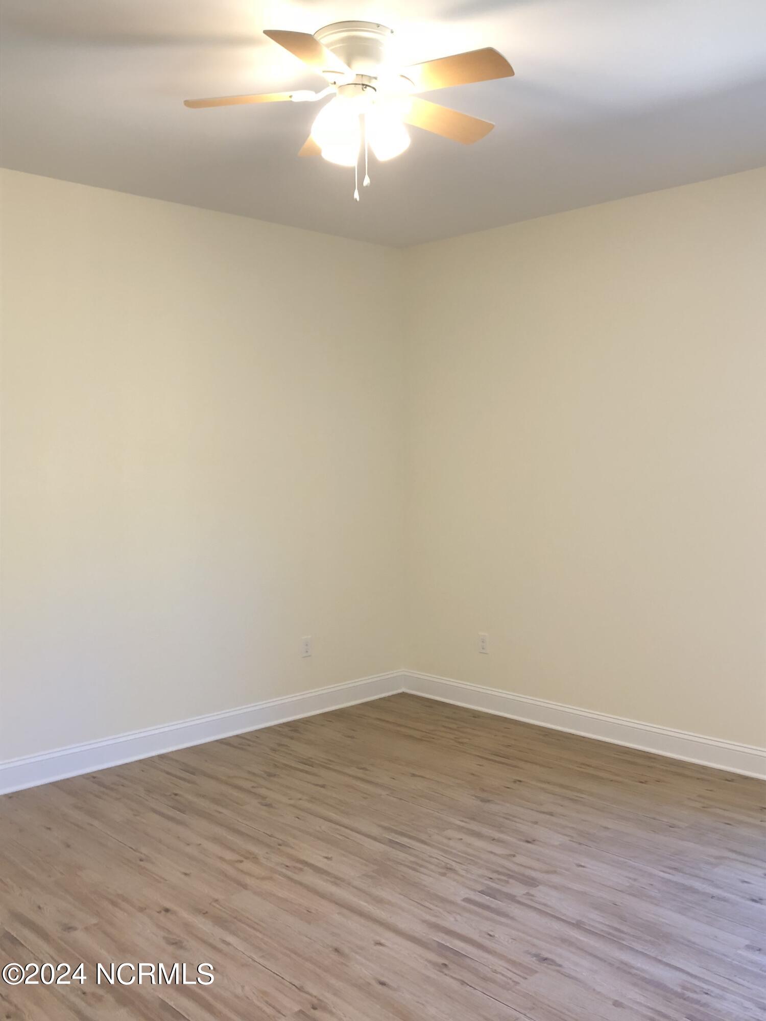 100544500 | Photo 18