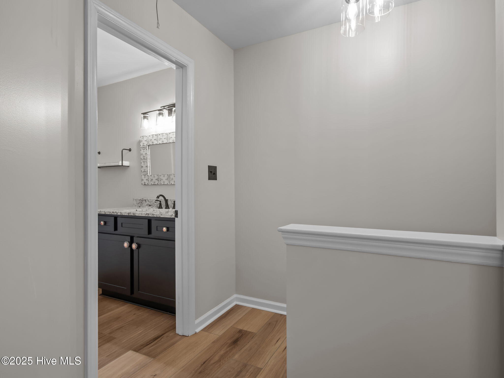 100539513 | Photo 31