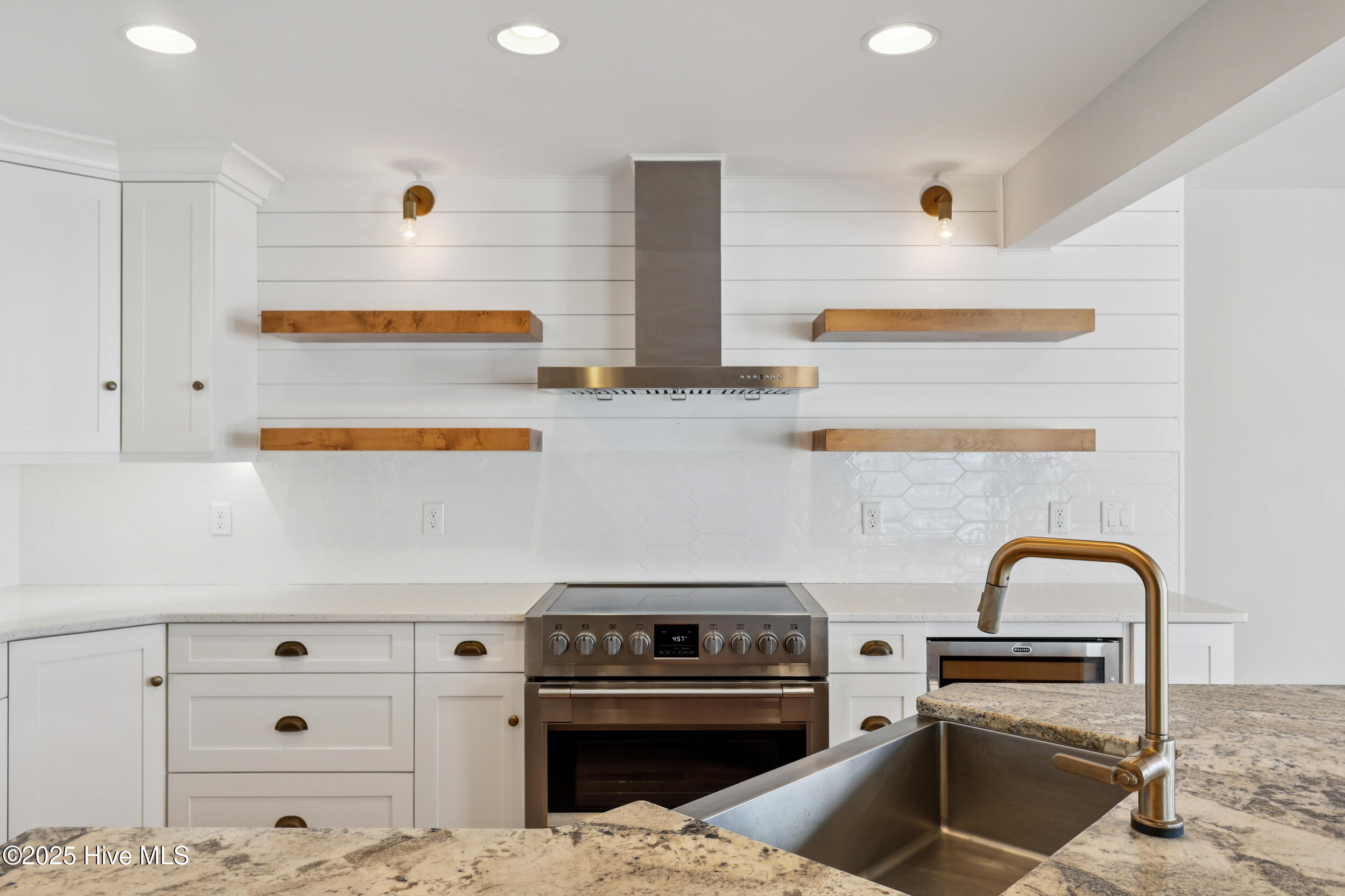 Homes for sale in Kure Beach, NC | 1904 Sand Dollar Ct, Kure Beach, NC 28449 | MLS# 100518550