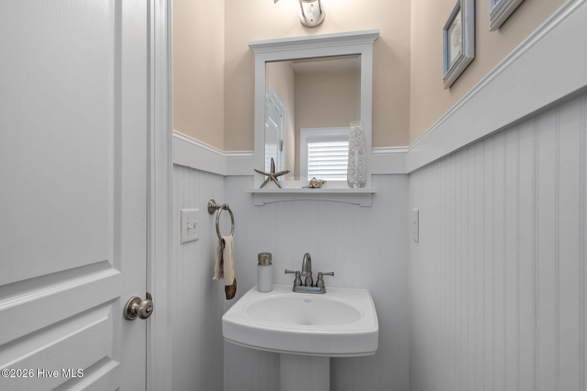 100562020 | Photo 24