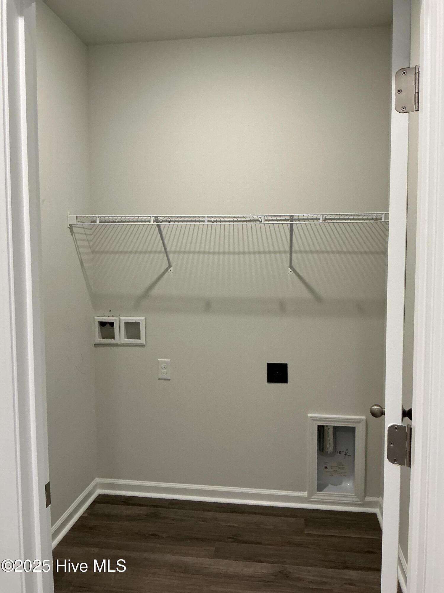 100524327 | Photo 22