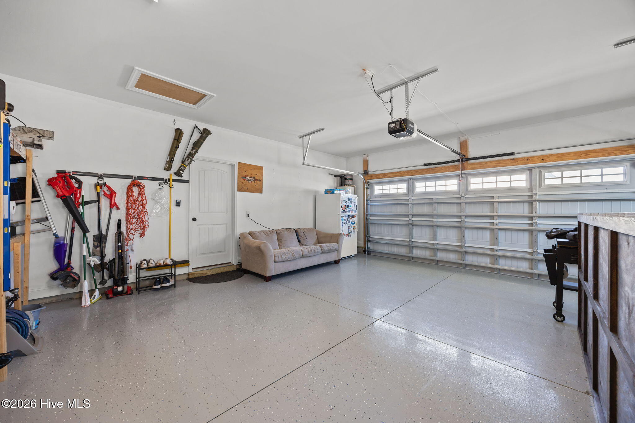 100556491 | Photo 36