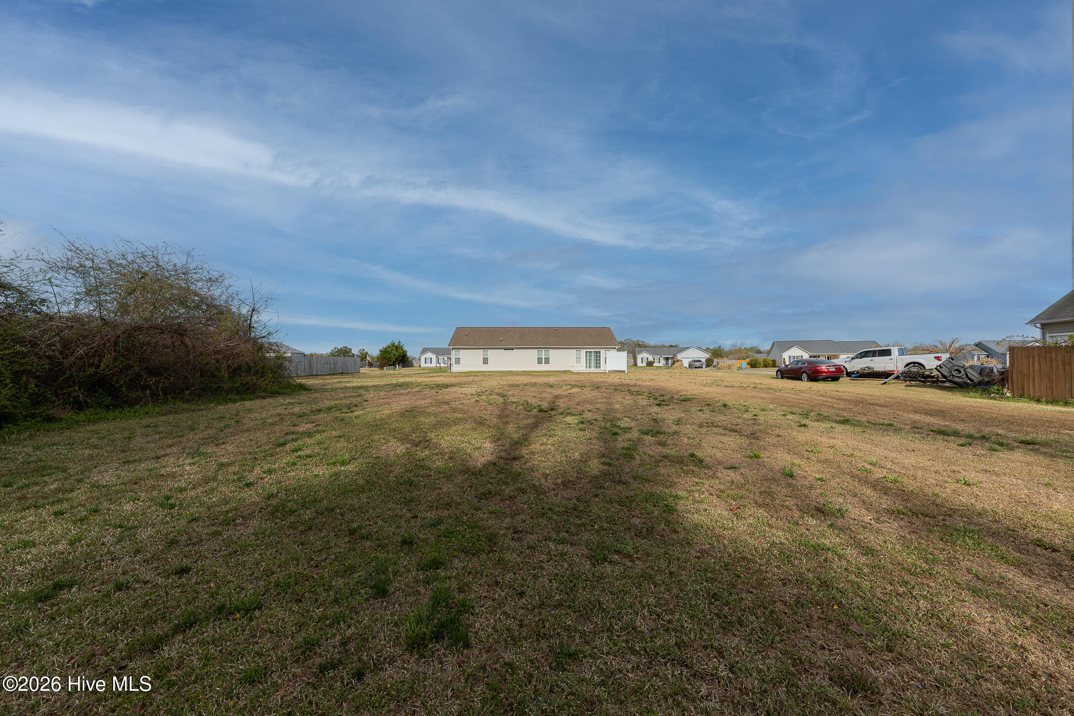 100561877 | Photo 38