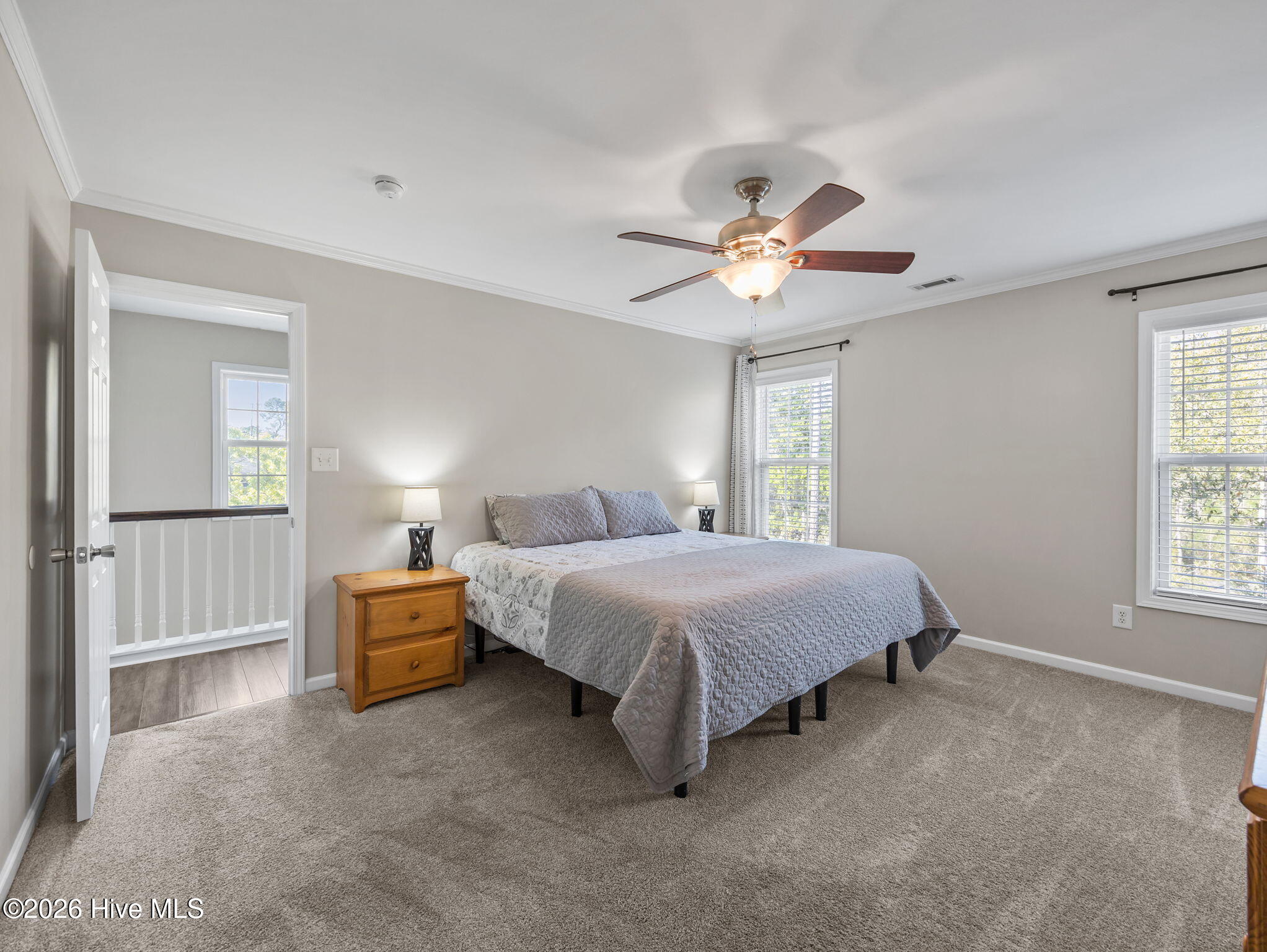 100567456 | Photo 22