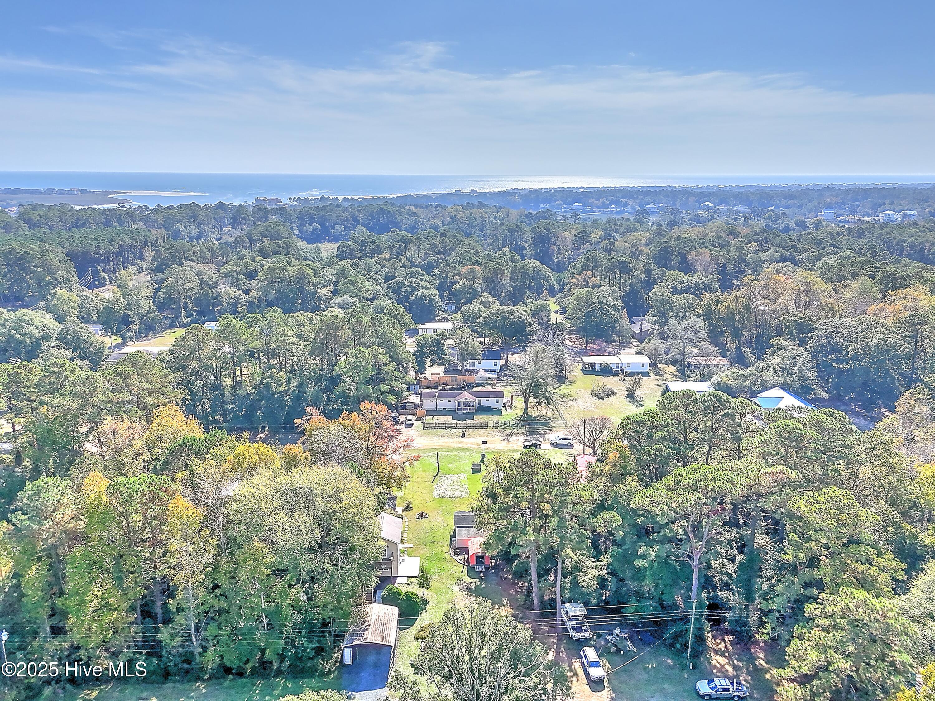 100518608 | Photo 35