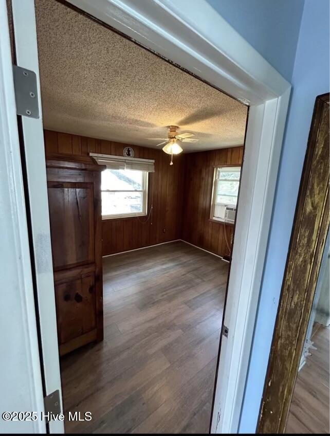 100525012 | Photo 11