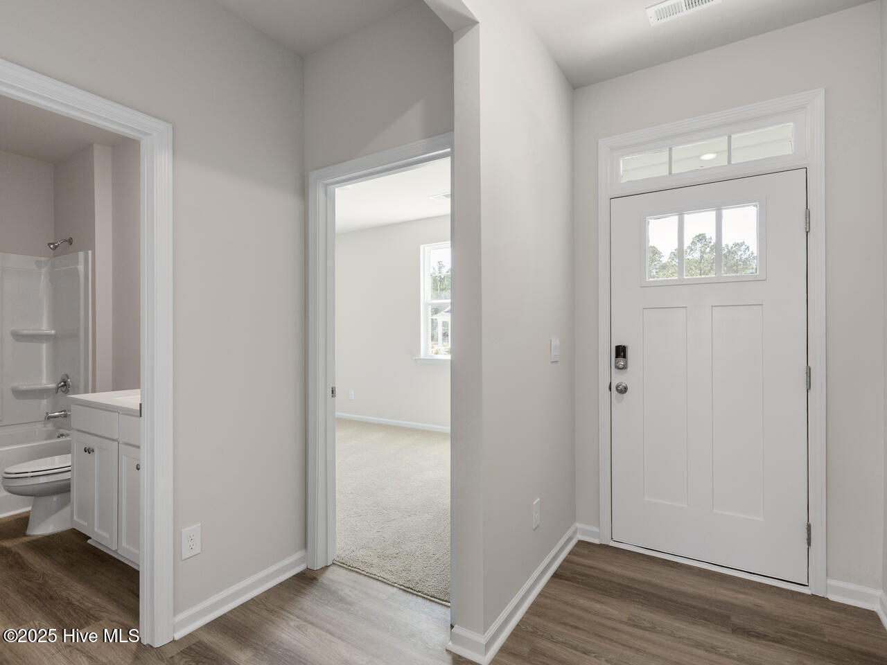 7107 Foxhollow Lane Leland NC 28451 USA-