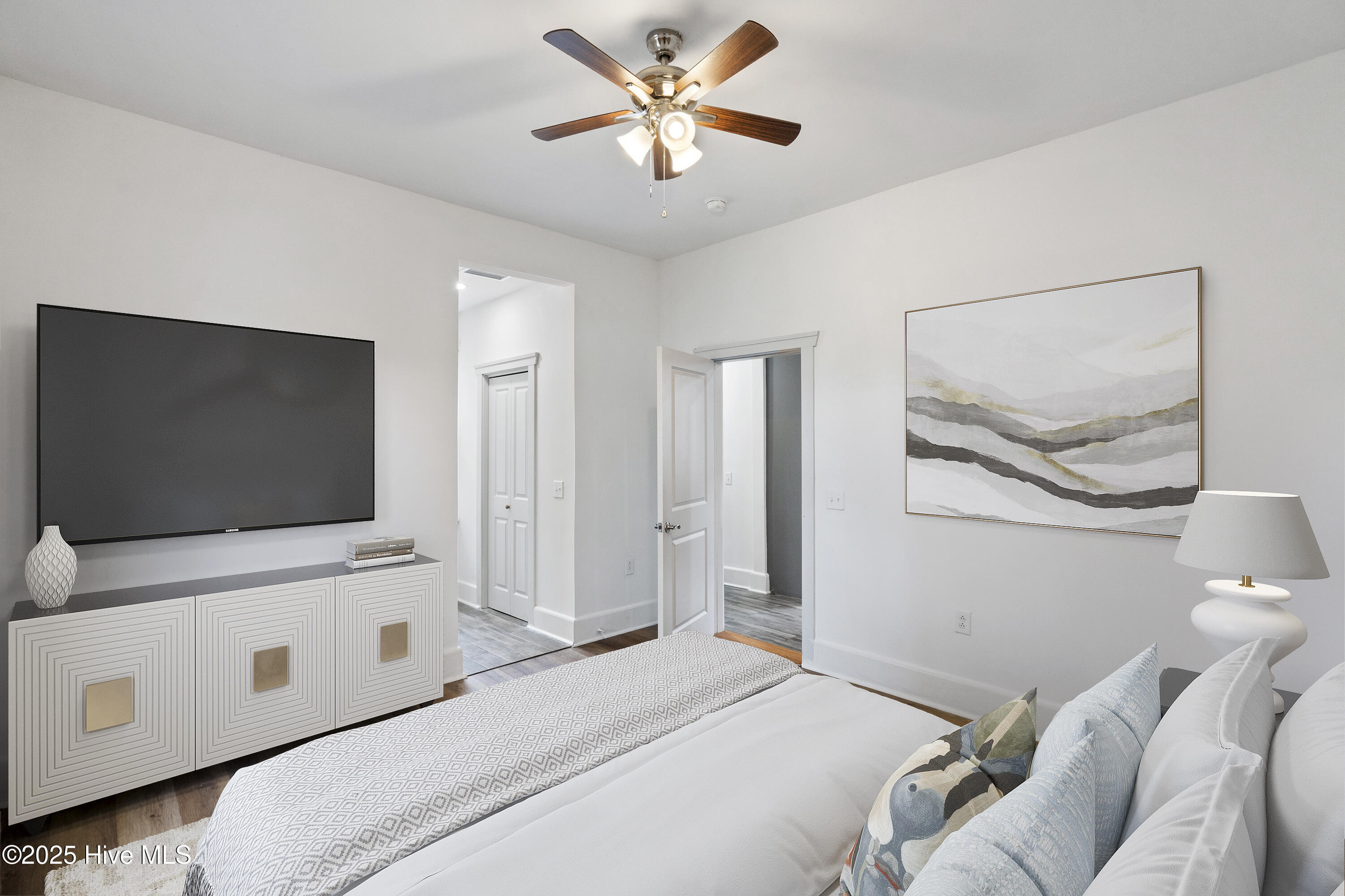 100522138 | Photo 14