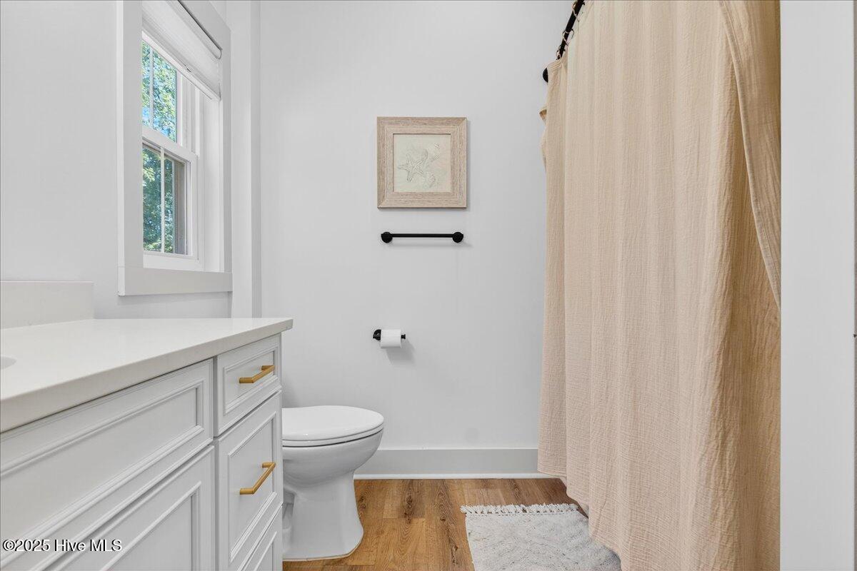 100536911 | Photo 35