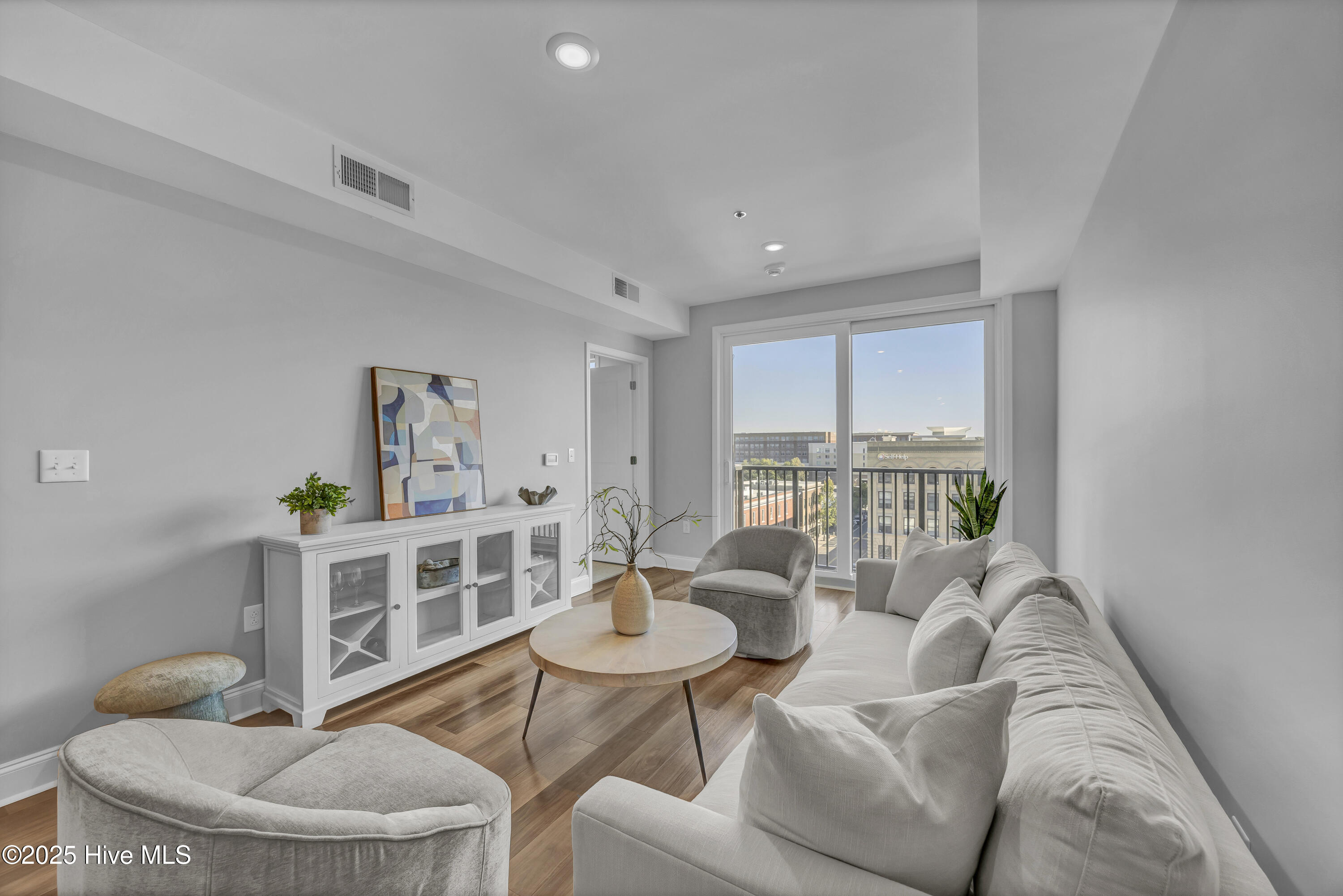 Homes for sale in Wilmington, NC | 14 Grace St #810, Wilmington, NC 28401 | MLS# 100541384