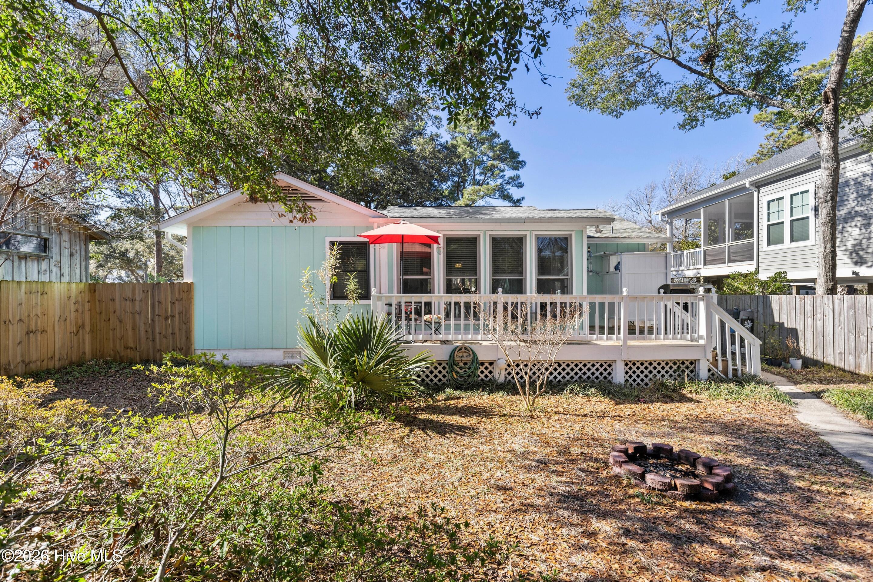 100550248 | Photo 13