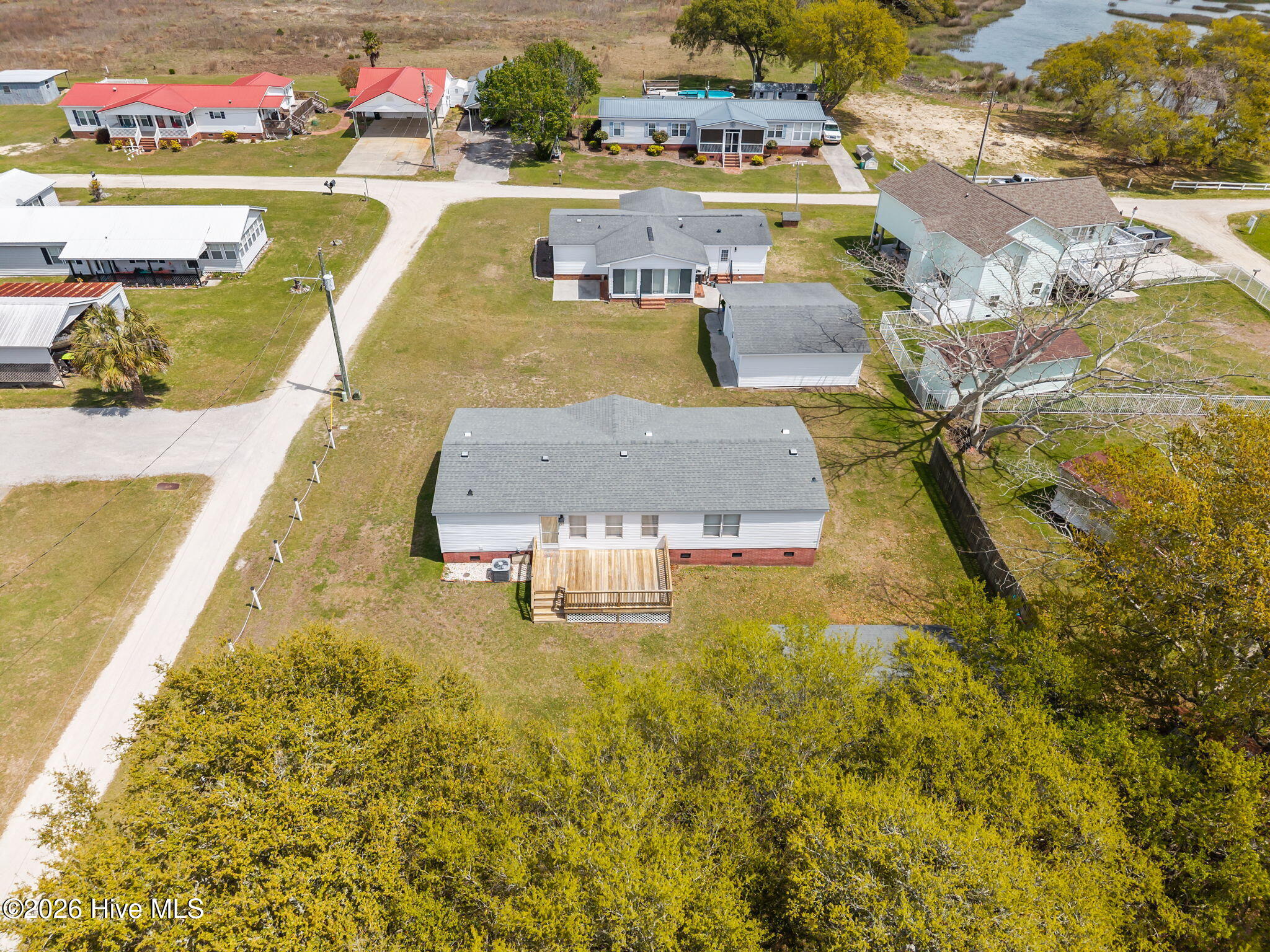 100566757 | Photo 44