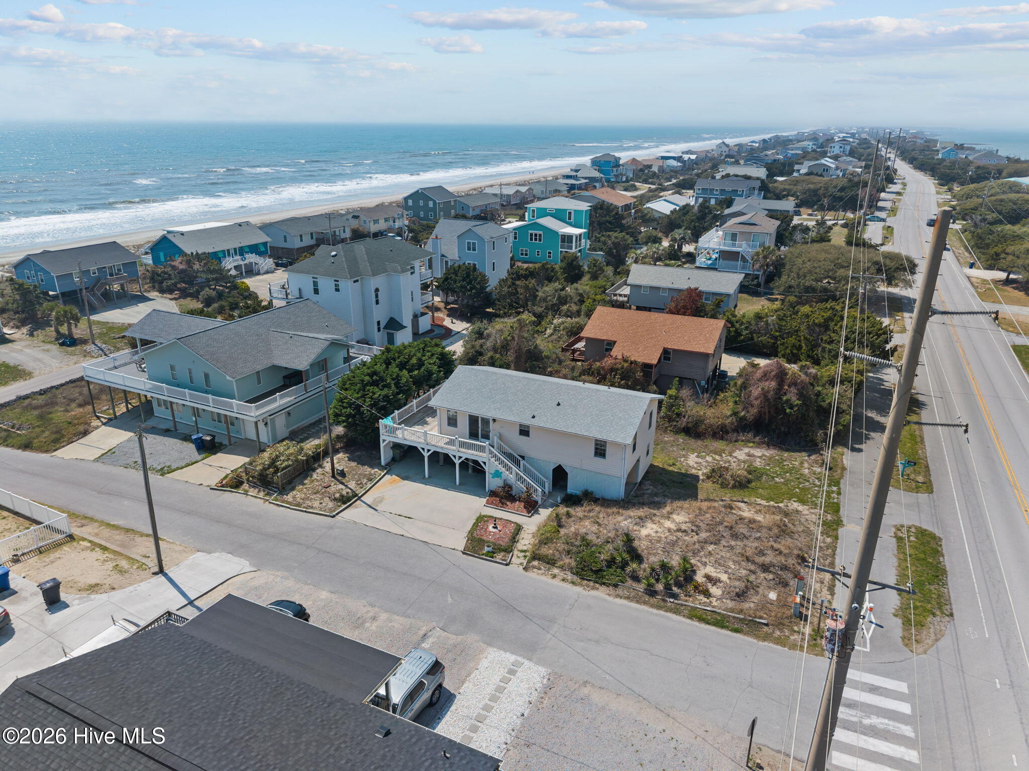 100562475 | Photo 37