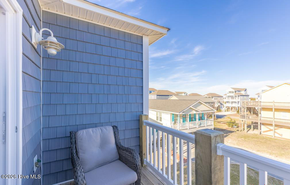 100567605 | Photo 19