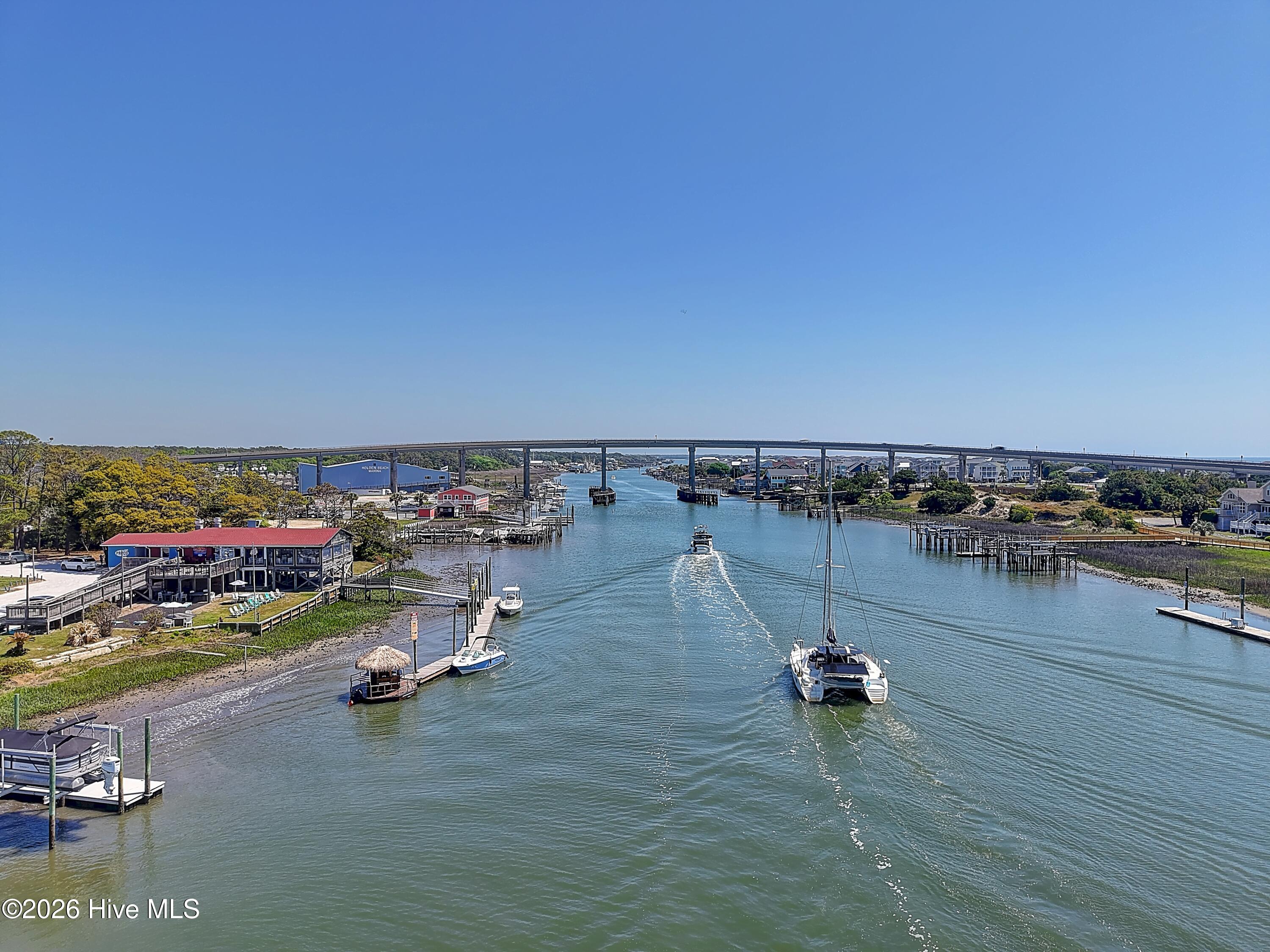 100567874 | Photo 26