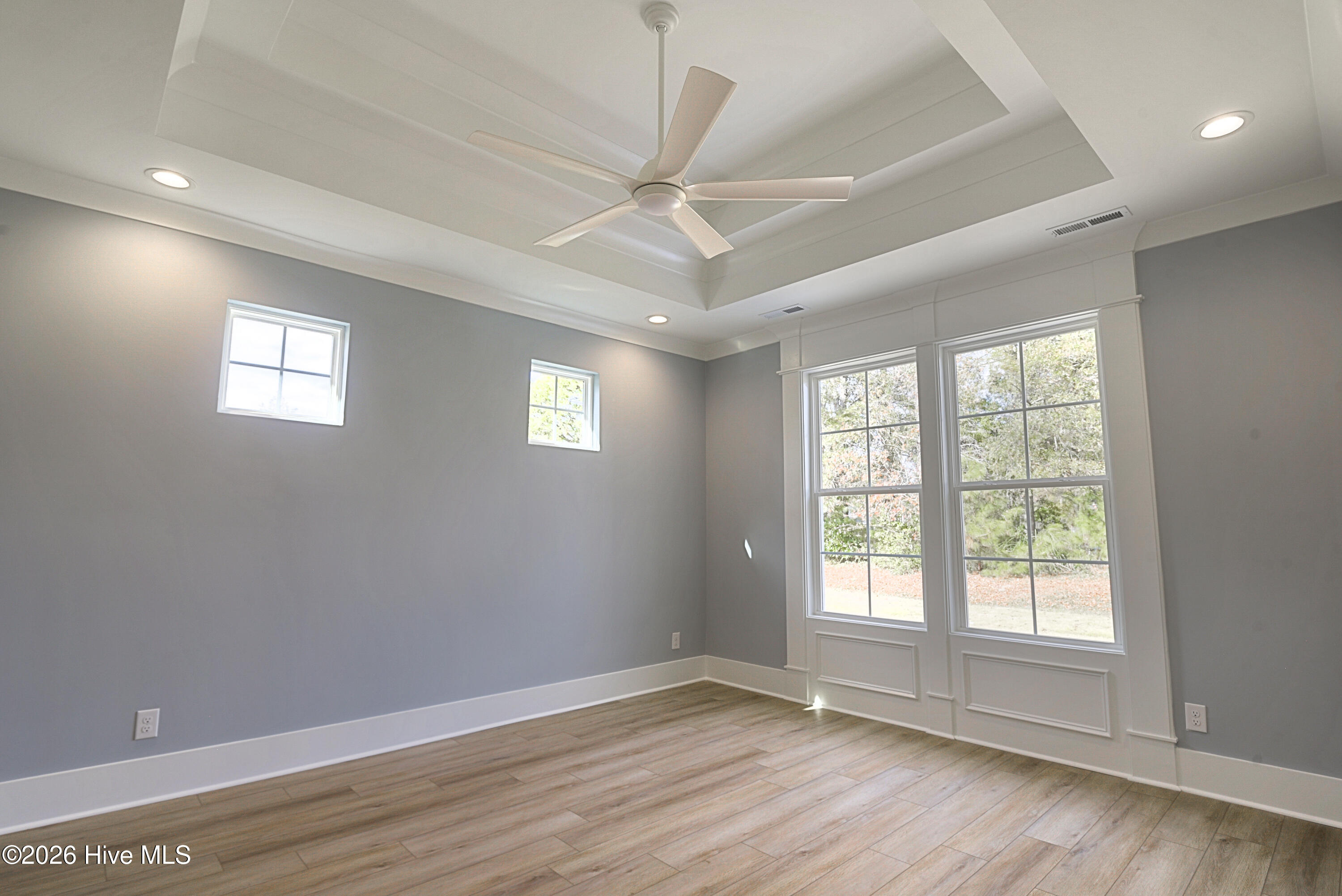 100547118 | Photo 31