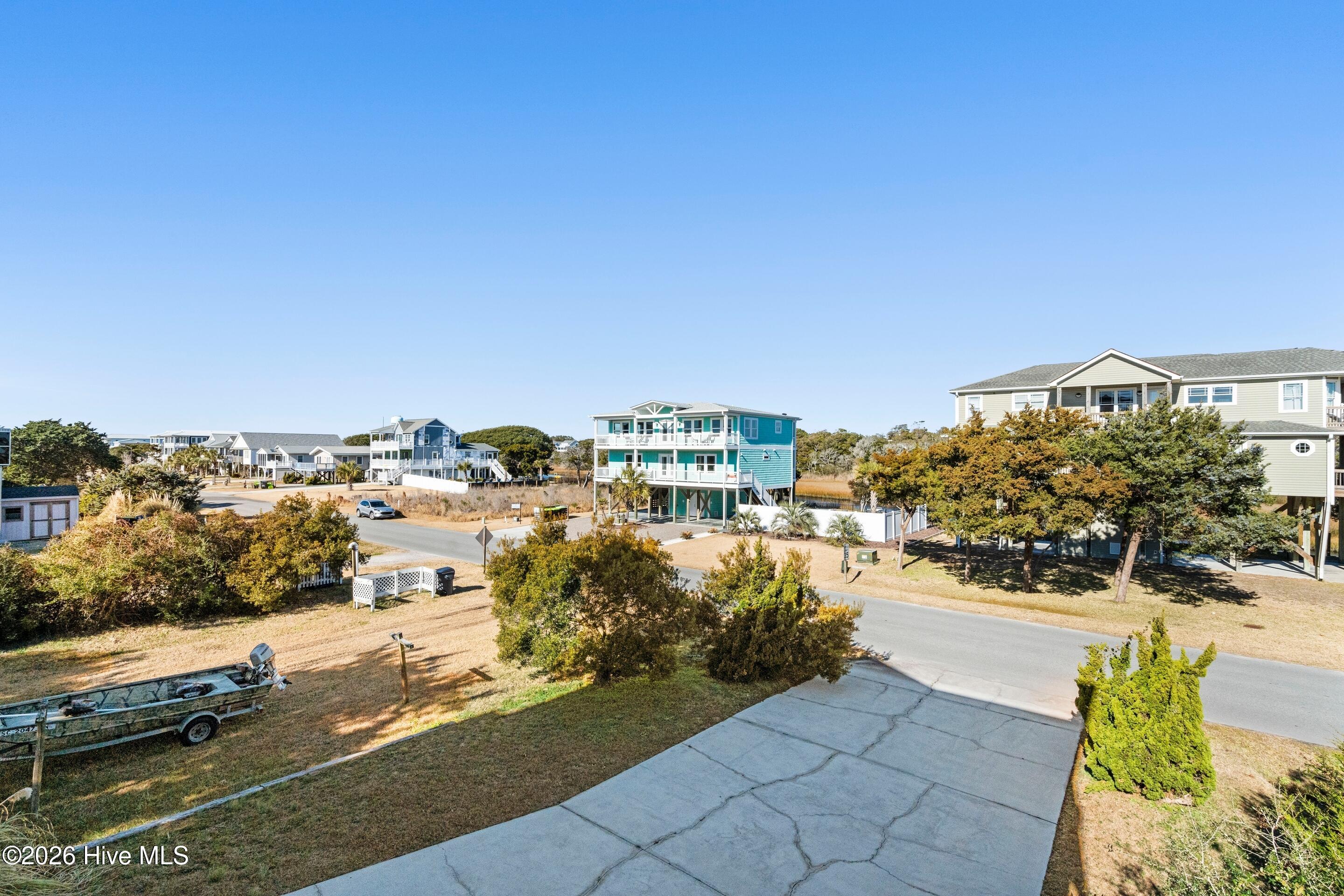 100549309 | Photo 82