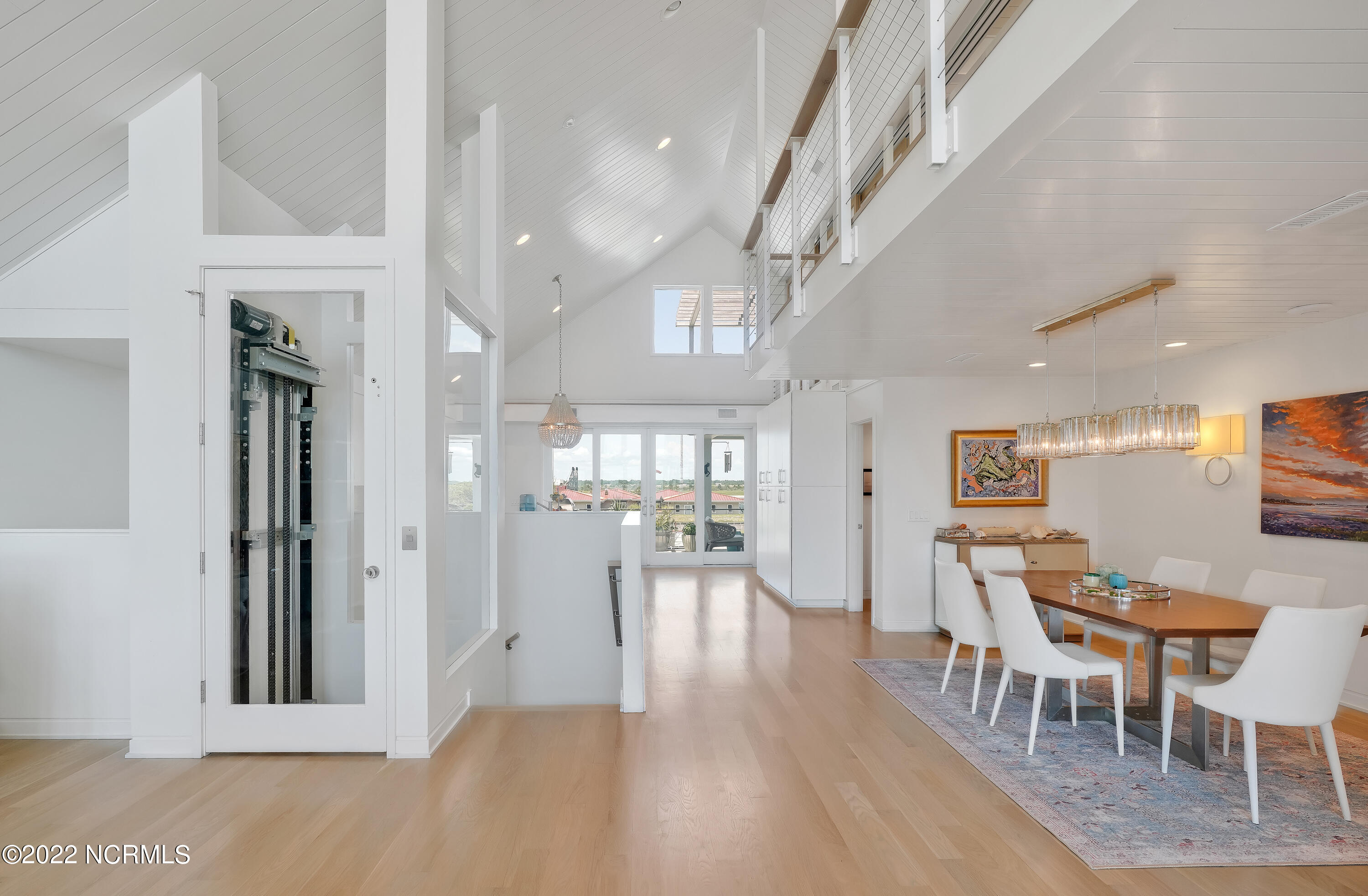 100462193 | Photo 22