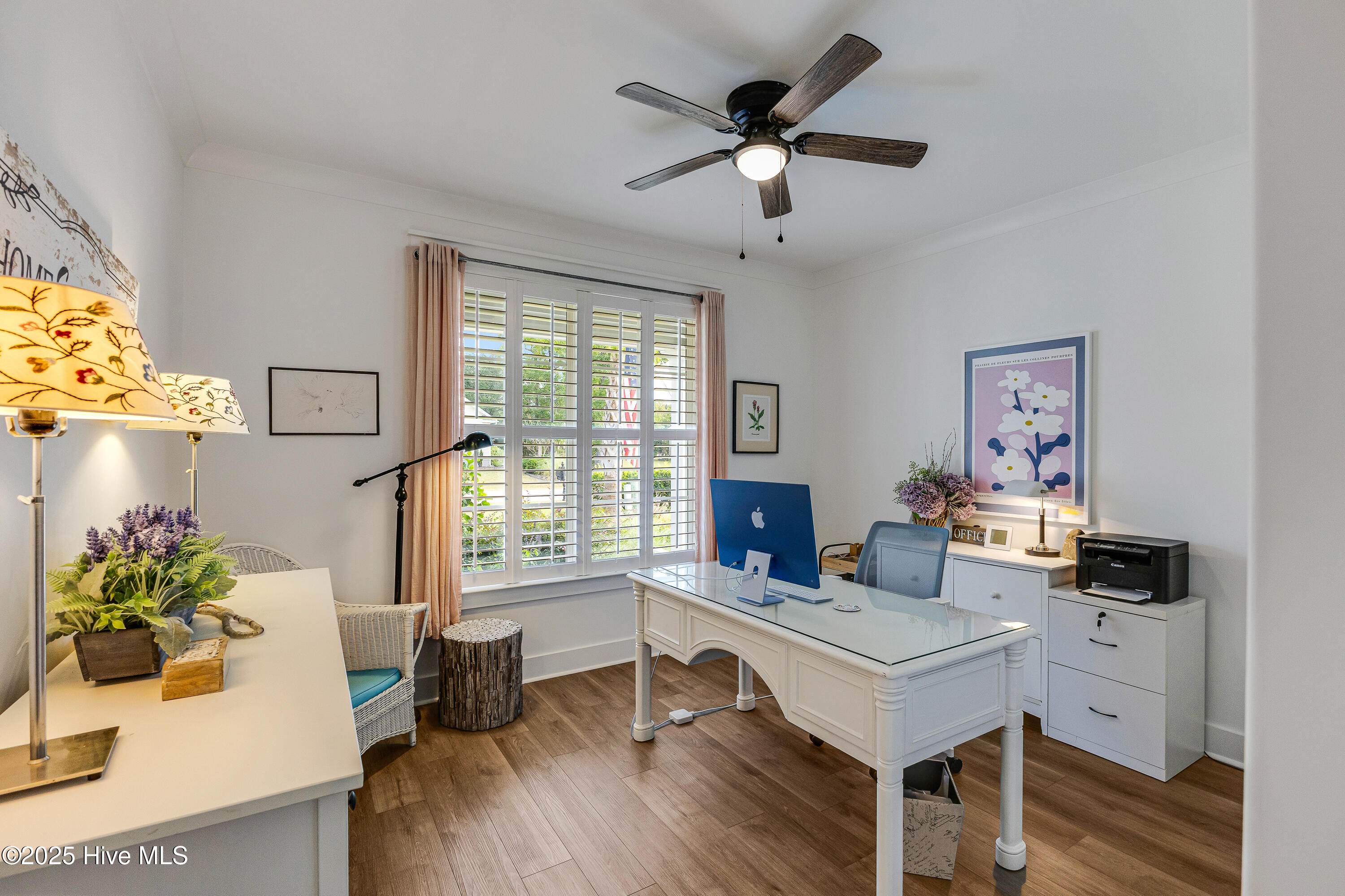 100533188 | Photo 29