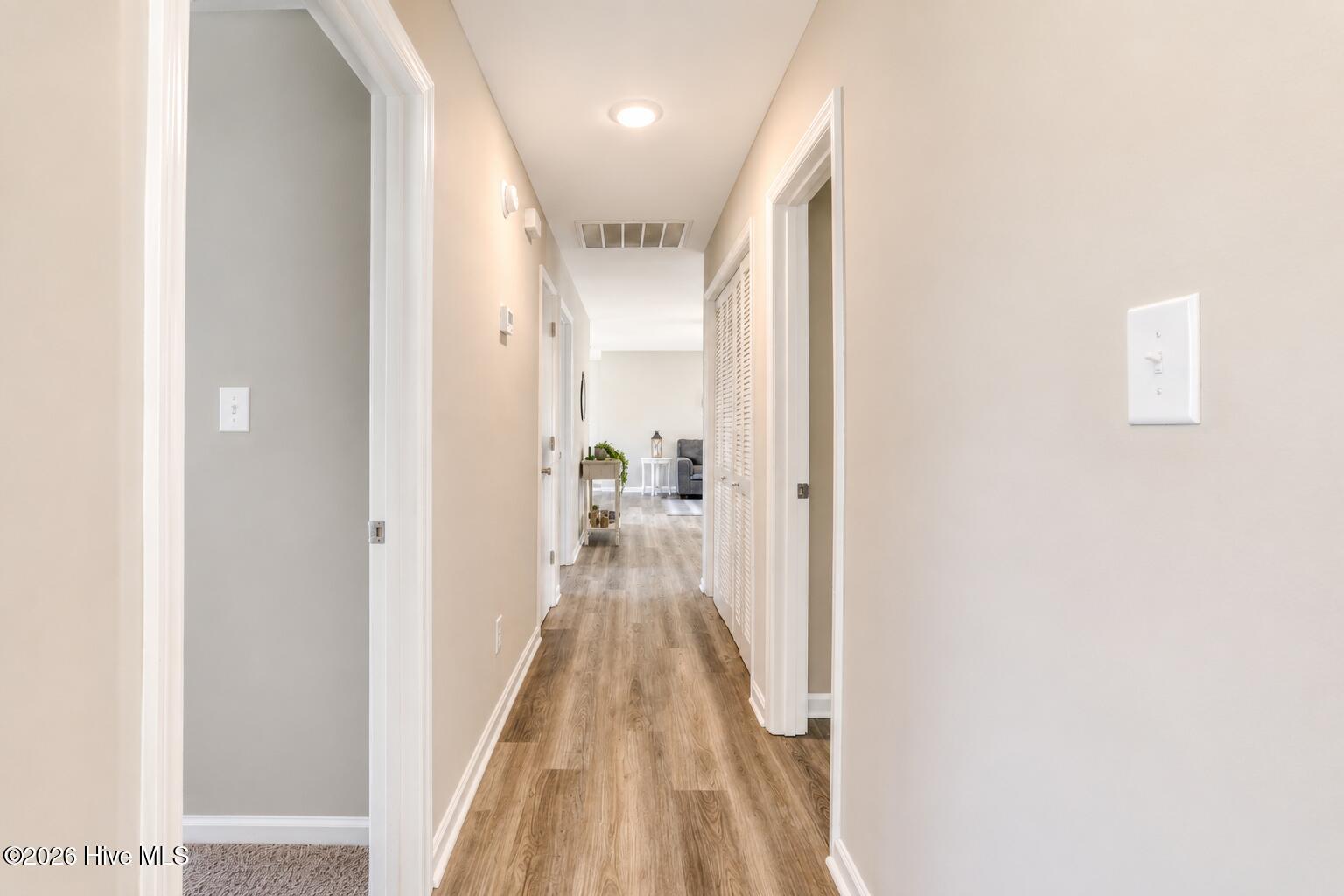 100578149 | Photo 37