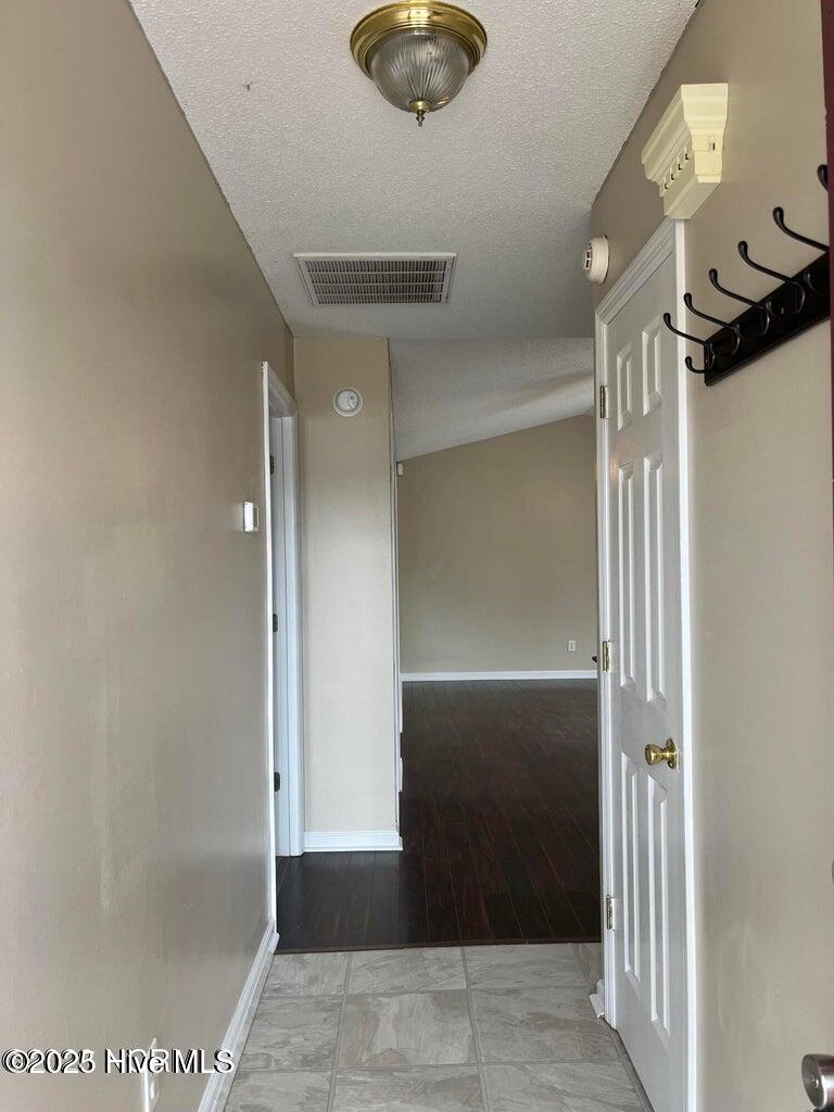 20230403134250373859000000-o