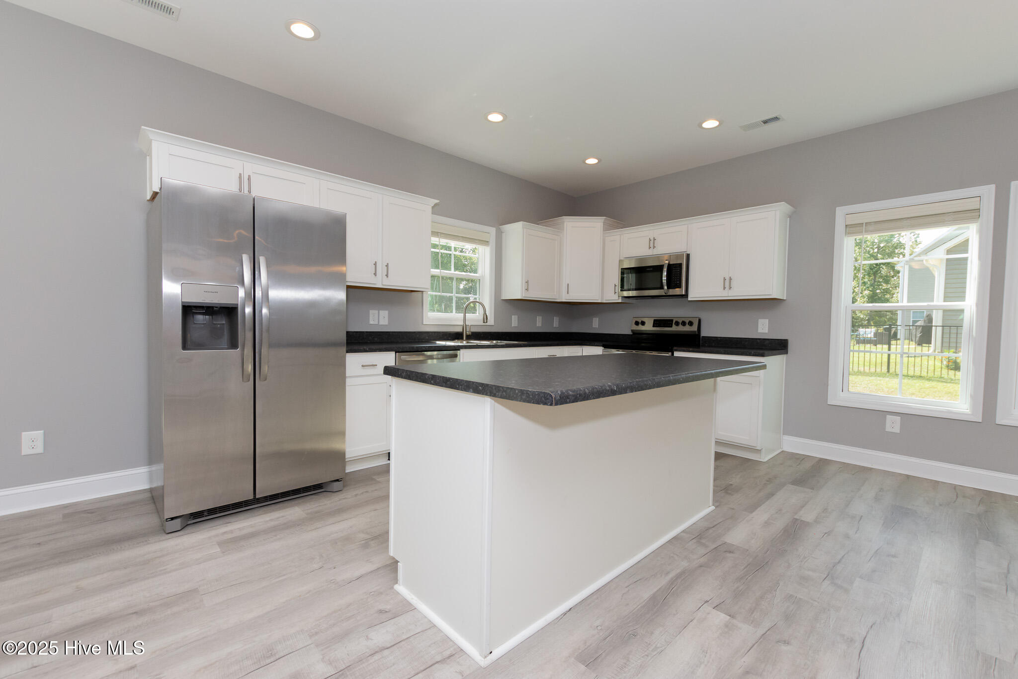 100531968 | Photo 15